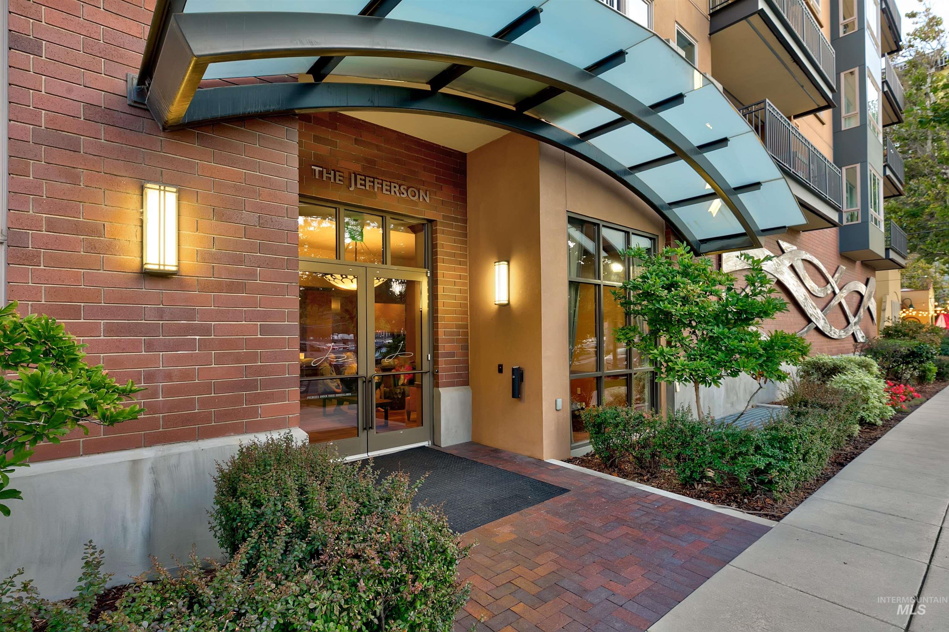 323 W Jefferson St, Boise, Idaho 83702, 2 Bedrooms, 2 Bathrooms, Residential For Sale, Price $924,900, 98965037