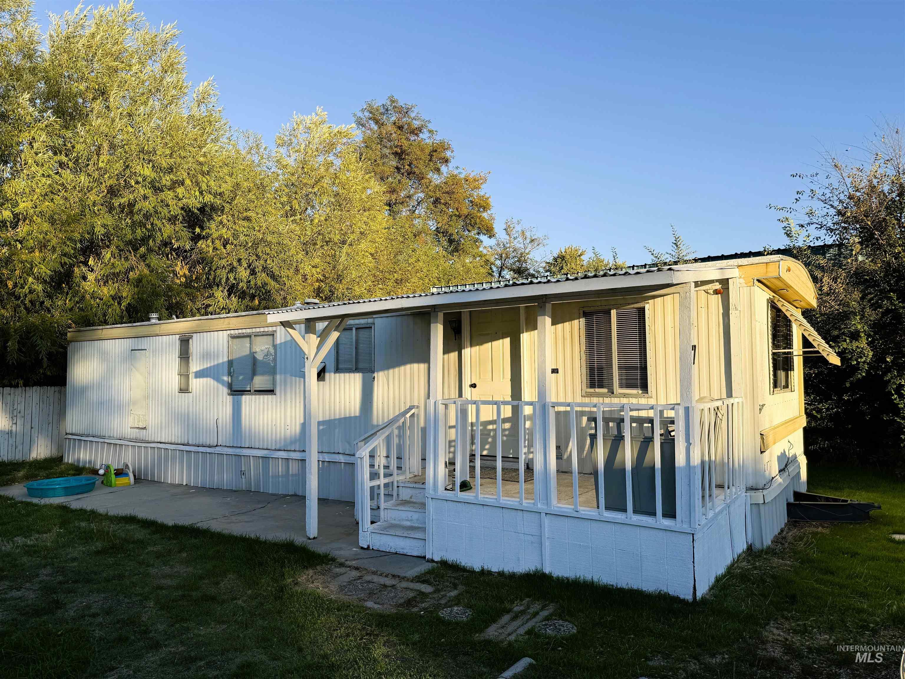 113 E 45th St, Garden City, Idaho 83714, 2 Bedrooms, 1 Bathroom, Residential For Sale, Price $40,000, 98965065