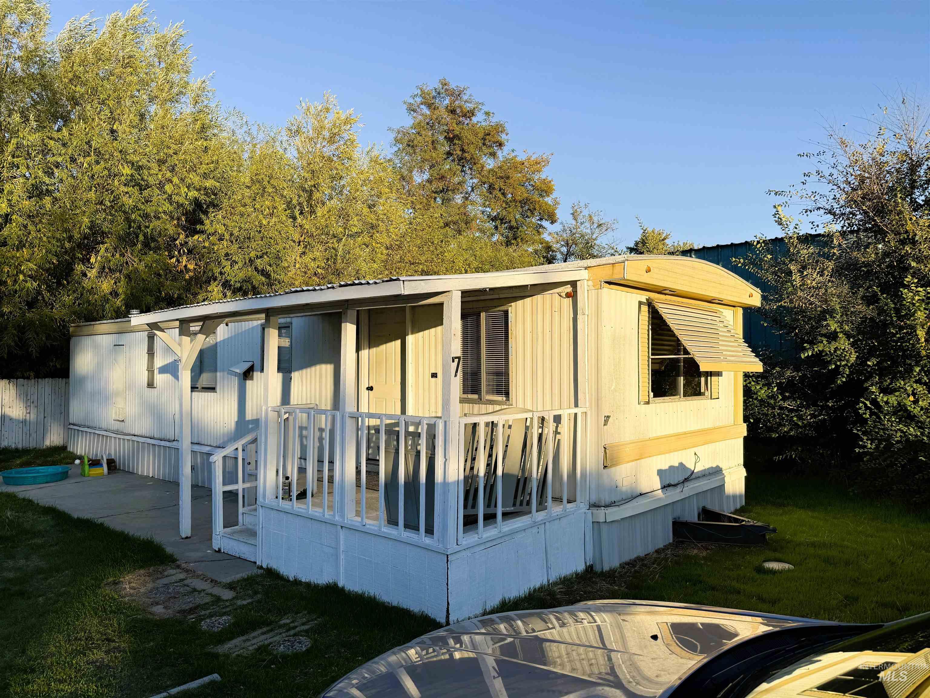 113 E 45th St, Garden City, Idaho 83714, 2 Bedrooms, 1 Bathroom, Residential For Sale, Price $40,000, 98965065