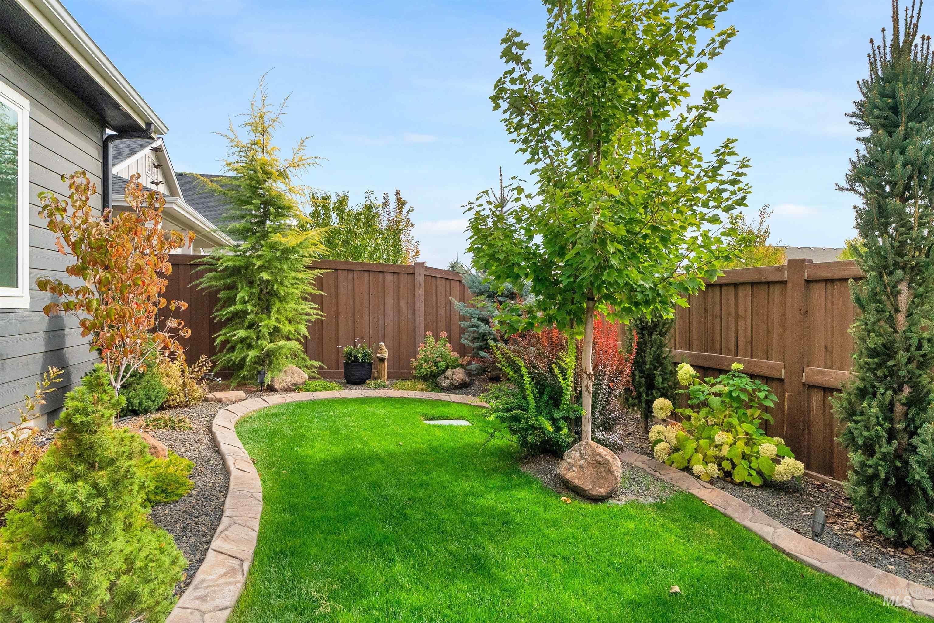 5151 W Canaston Street, Meridian, Idaho 83646, 3 Bedrooms, 2.5 Bathrooms, Residential For Sale, Price $749,000, 98965068