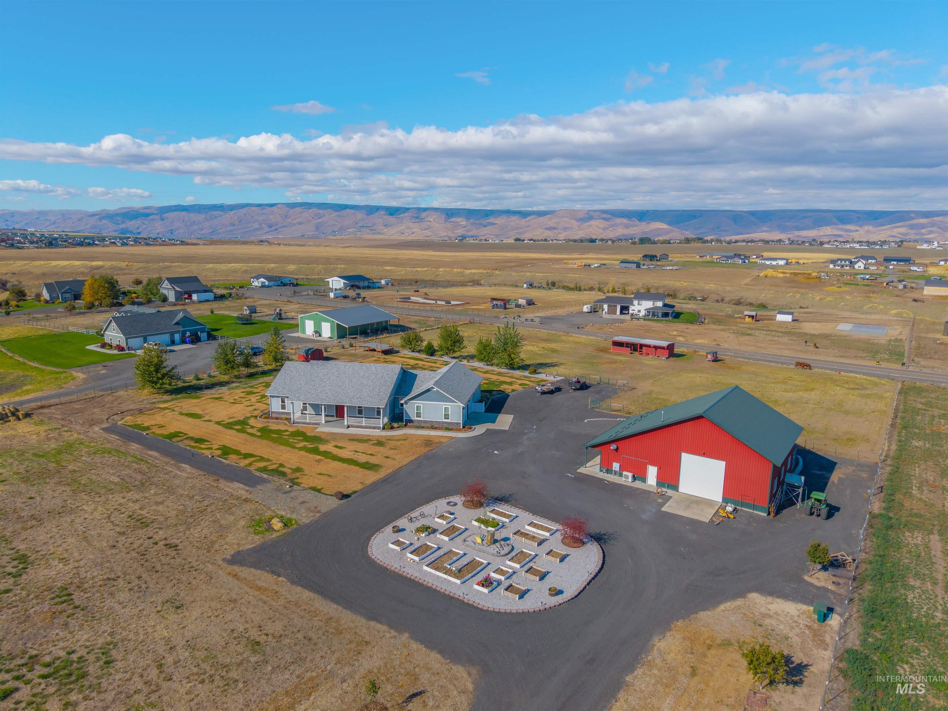 Aerial view of property and surrounding area