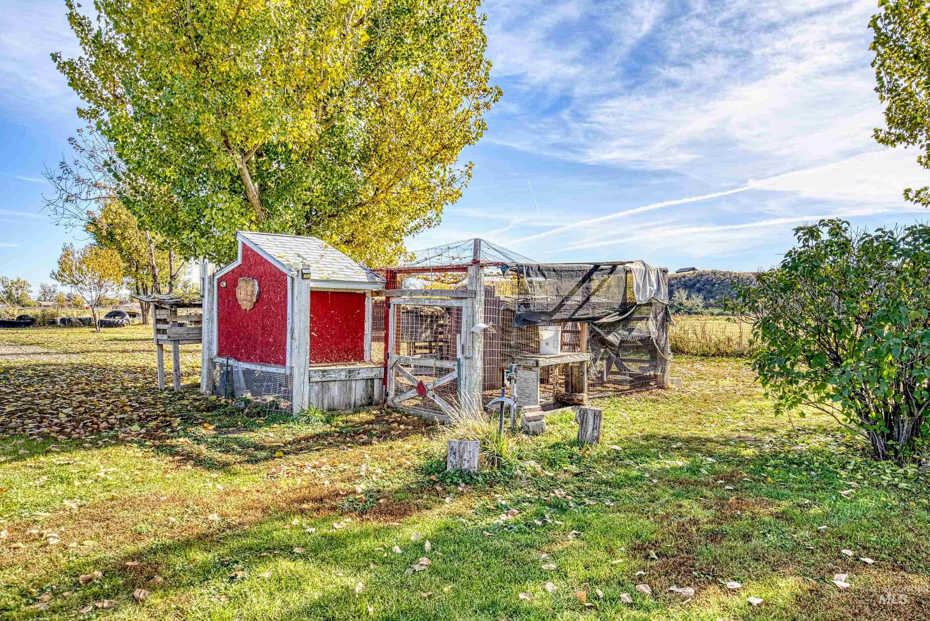 425 W Peach Rd, Ontario, Oregon 97914-8017, 5 Bedrooms, 2 Bathrooms, Farm & Ranch For Sale, Price $575,000, 98965103