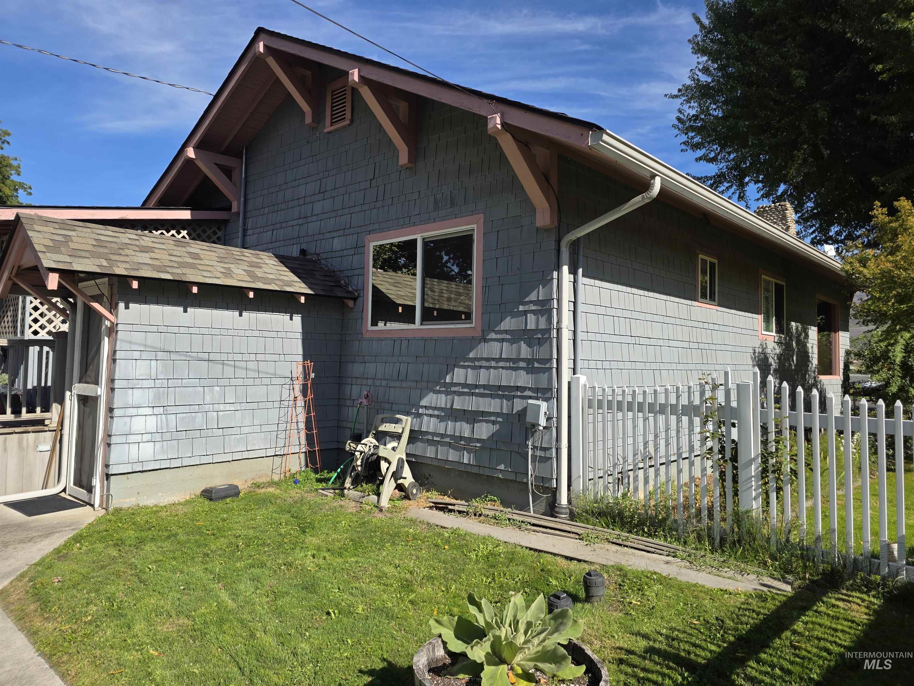 View of property exterior
