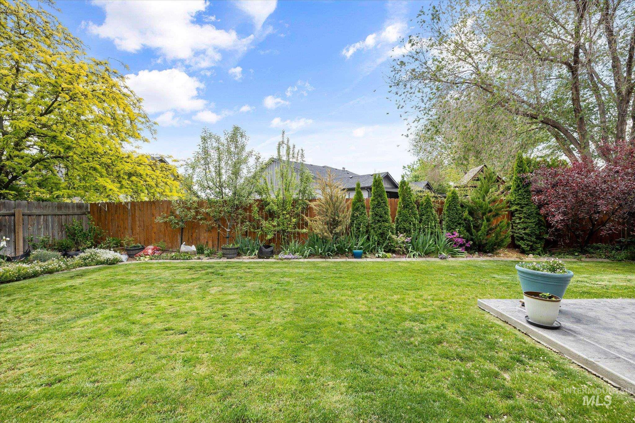 2023 E Wrightwood Dr., Meridian, Idaho 83642, 4 Bedrooms, 2.5 Bathrooms, Residential For Sale, Price $575,000, 98965124