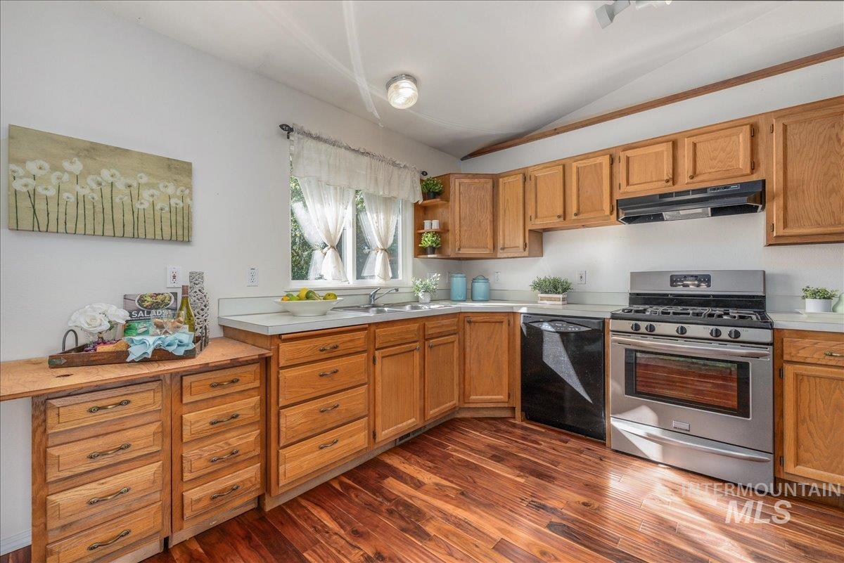 2281 Wildwood Ln, Emmett, Idaho 83617-9458, 3 Bedrooms, 2 Bathrooms, Residential For Sale, Price $400,000, 98965127
