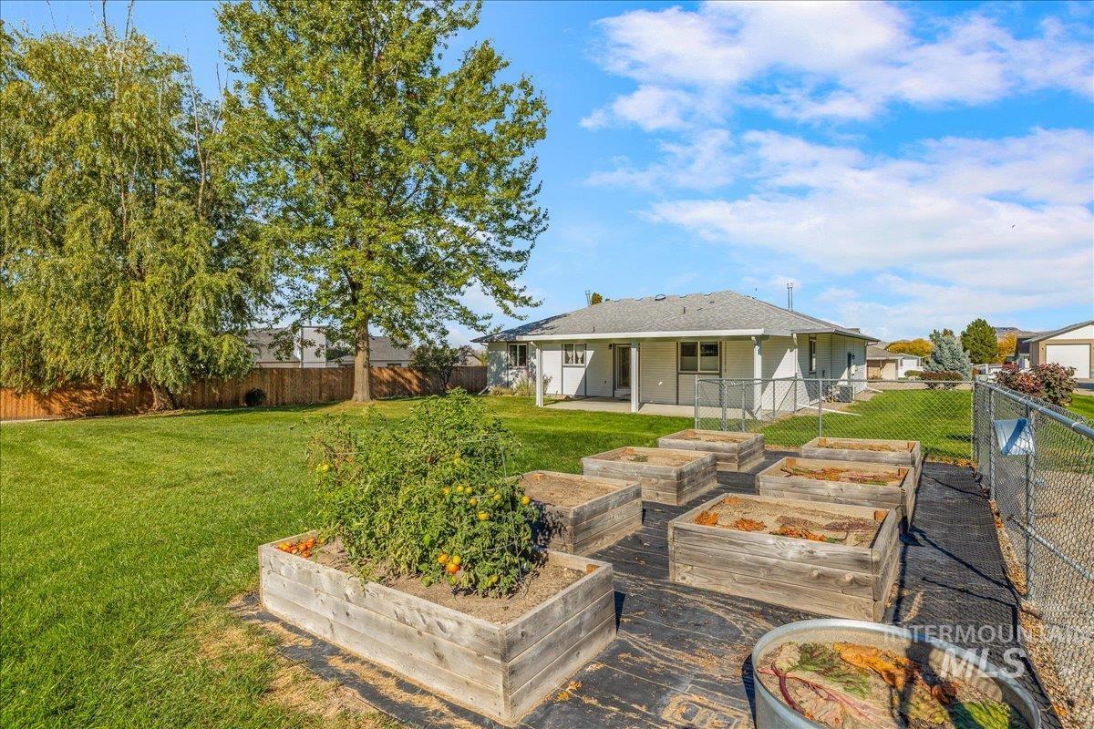 2281 Wildwood Ln, Emmett, Idaho 83617-9458, 3 Bedrooms, 2 Bathrooms, Residential For Sale, Price $400,000, 98965127