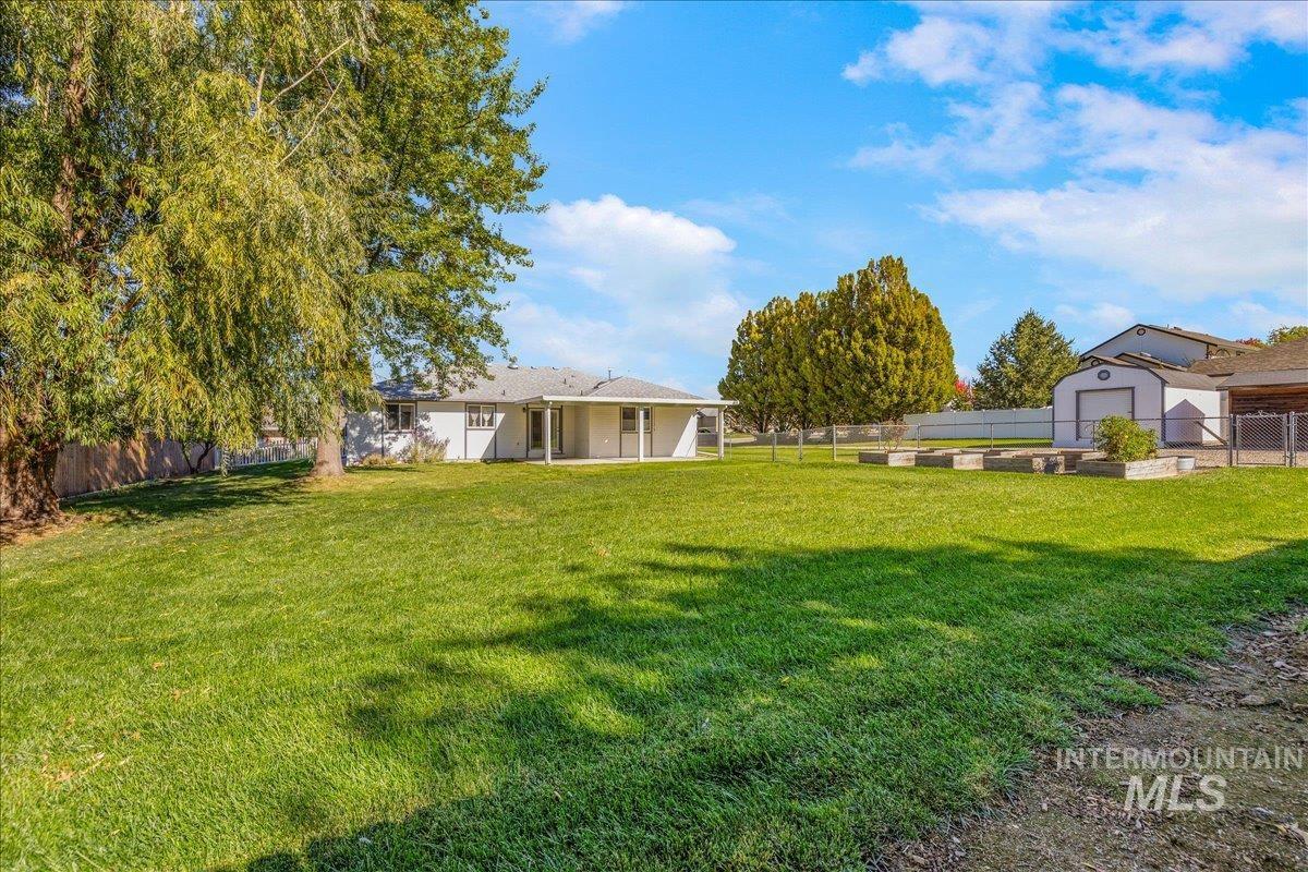 2281 Wildwood Ln, Emmett, Idaho 83617-9458, 3 Bedrooms, 2 Bathrooms, Residential For Sale, Price $400,000, 98965127