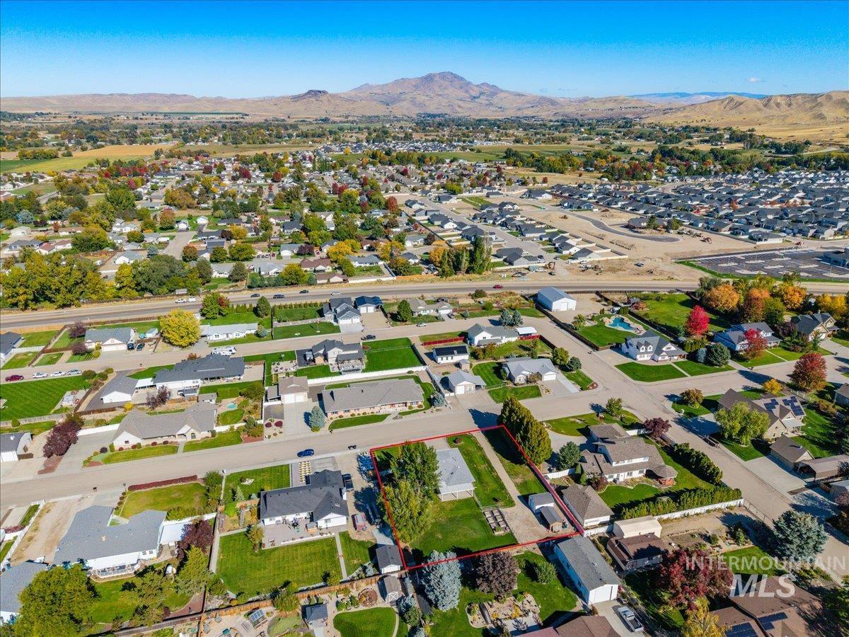2281 Wildwood Ln, Emmett, Idaho 83617-9458, 3 Bedrooms, 2 Bathrooms, Residential For Sale, Price $400,000, 98965127