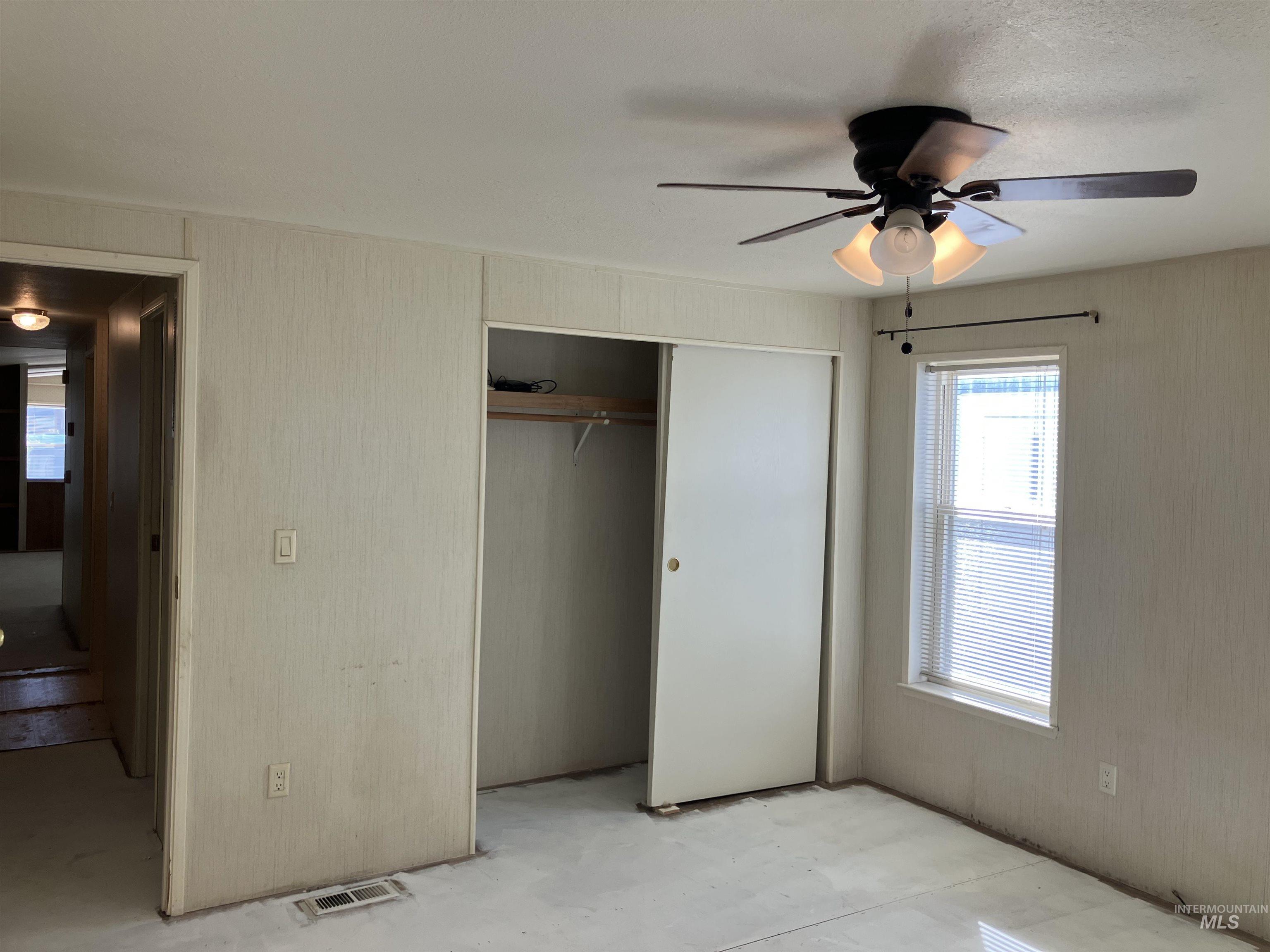 1508 E Main, Emmett, Idaho 83617, 2 Bedrooms, 1 Bathroom, Residential For Sale, Price $40,000, 98965133