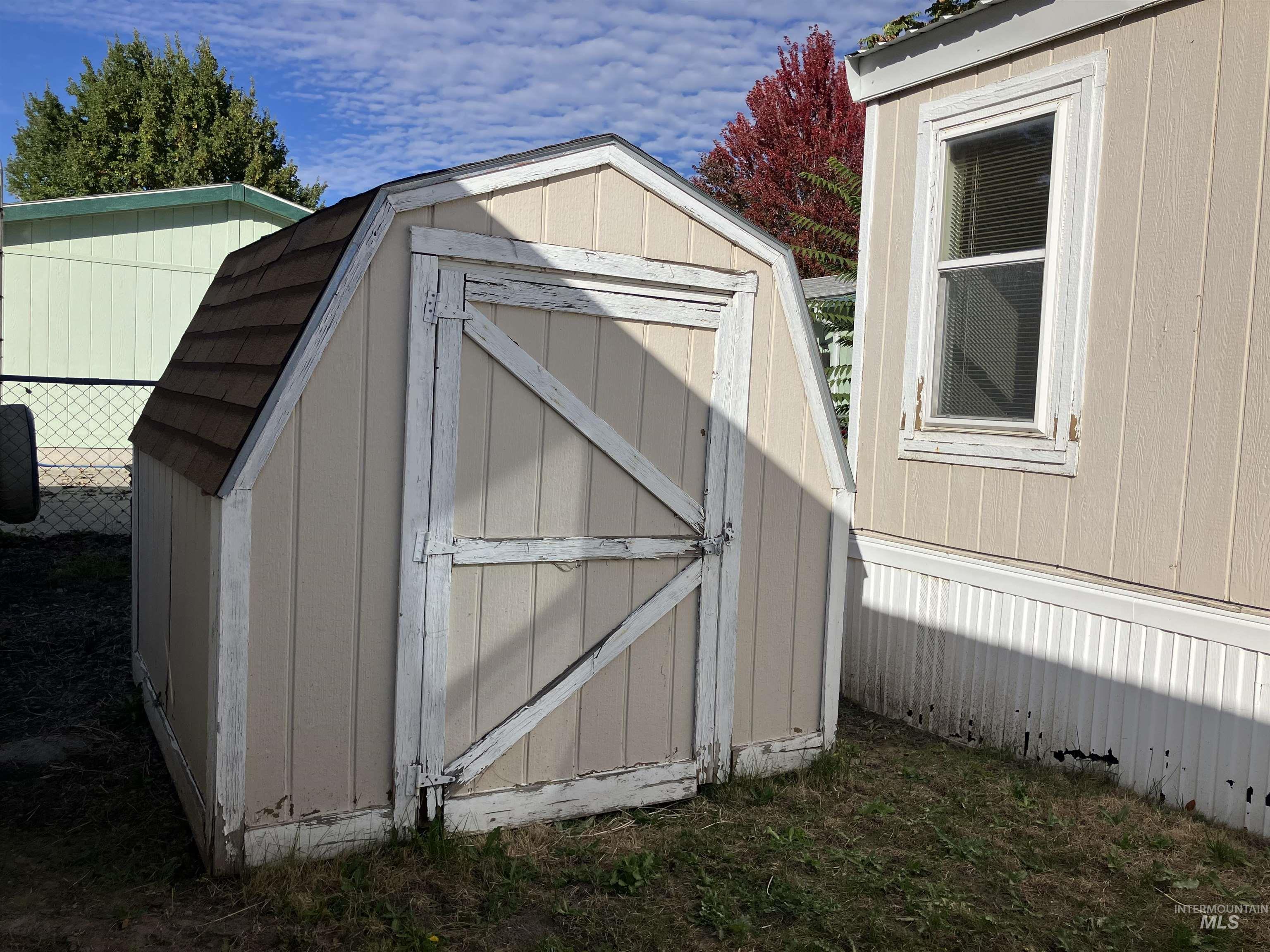 1508 E Main, Emmett, Idaho 83617, 2 Bedrooms, 1 Bathroom, Residential For Sale, Price $40,000, 98965133