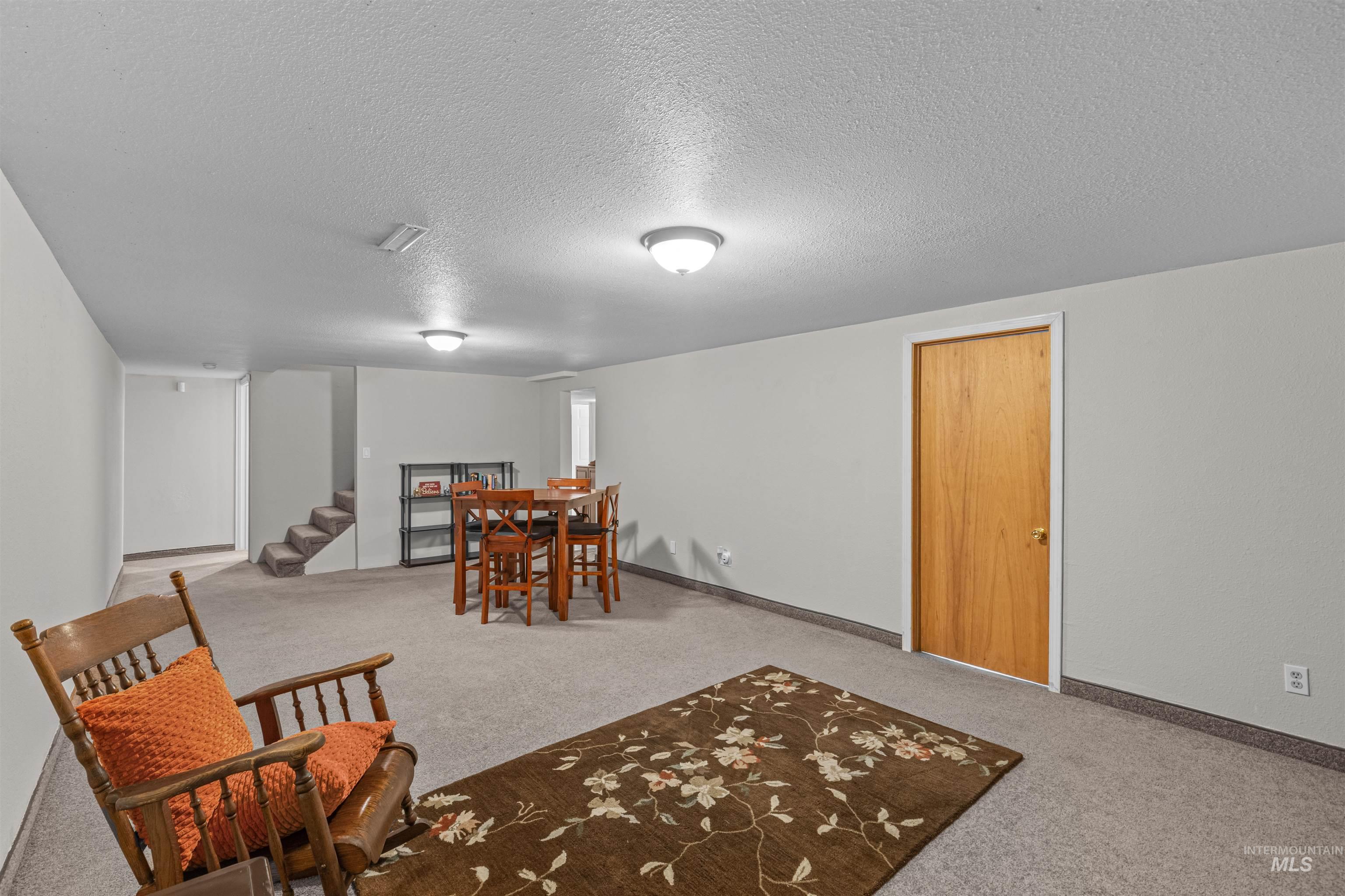 1320 11th Street, Clarkston, Washington 99403, 5 Bedrooms, 2 Bathrooms, Residential For Sale, Price $399,900, 98965138