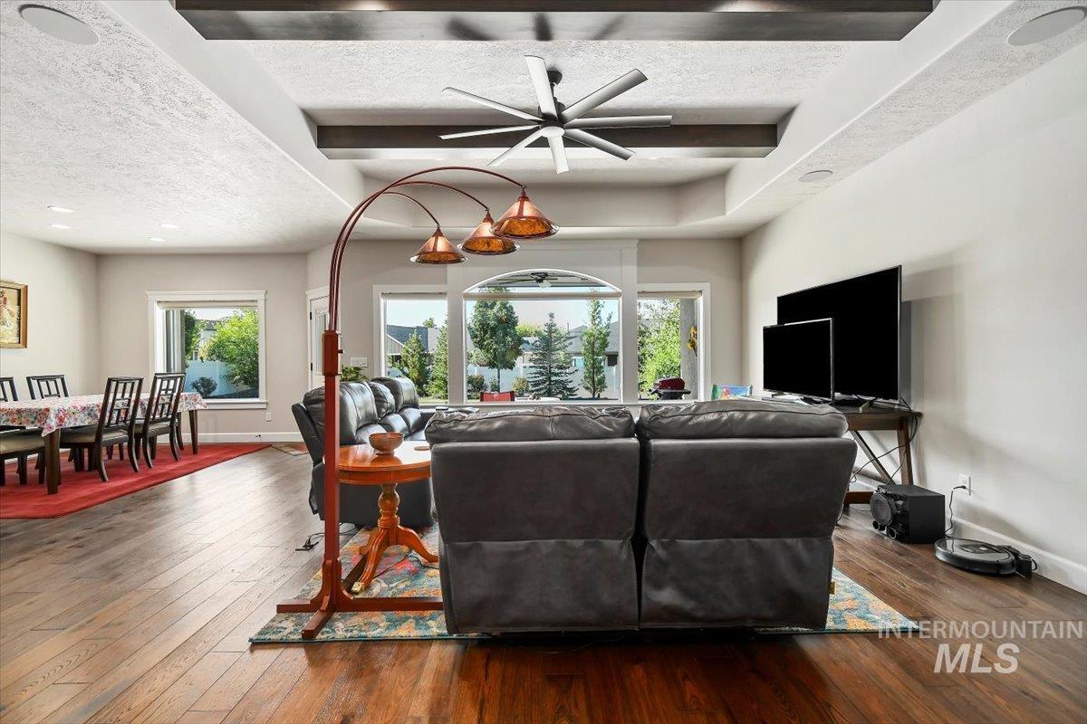 9183 W Sparks Lake Dr, Boise, Idaho 83714, 4 Bedrooms, 2.5 Bathrooms, Residential For Sale, Price $1,177,000, 98965149