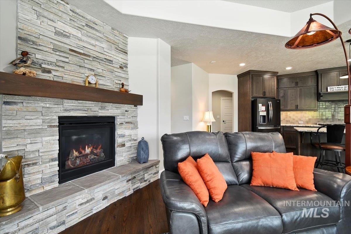 9183 W Sparks Lake Dr, Boise, Idaho 83714, 4 Bedrooms, 2.5 Bathrooms, Residential For Sale, Price $1,177,000, 98965149