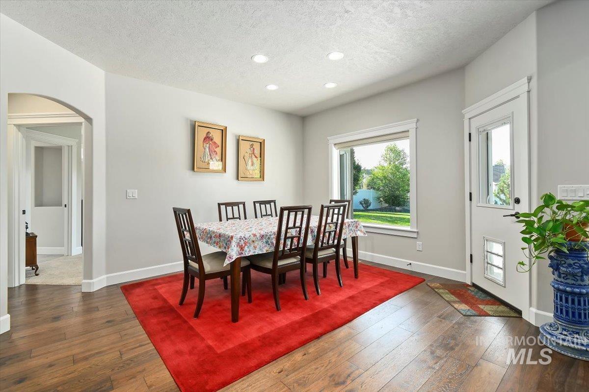 9183 W Sparks Lake Dr, Boise, Idaho 83714, 4 Bedrooms, 2.5 Bathrooms, Residential For Sale, Price $1,177,000, 98965149