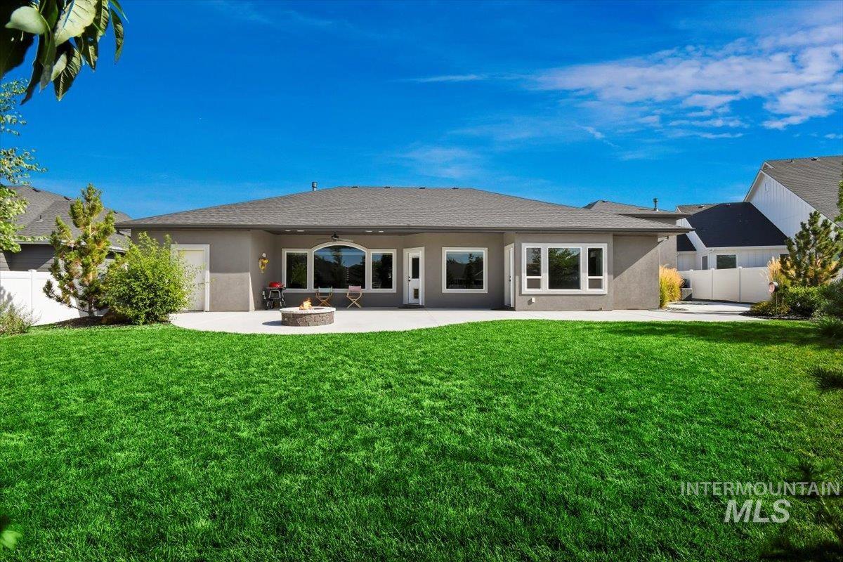 9183 W Sparks Lake Dr, Boise, Idaho 83714, 4 Bedrooms, 2.5 Bathrooms, Residential For Sale, Price $1,177,000, 98965149