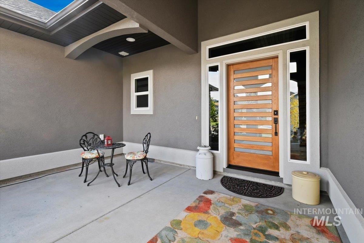 9183 W Sparks Lake Dr, Boise, Idaho 83714, 4 Bedrooms, 2.5 Bathrooms, Residential For Sale, Price $1,177,000, 98965149