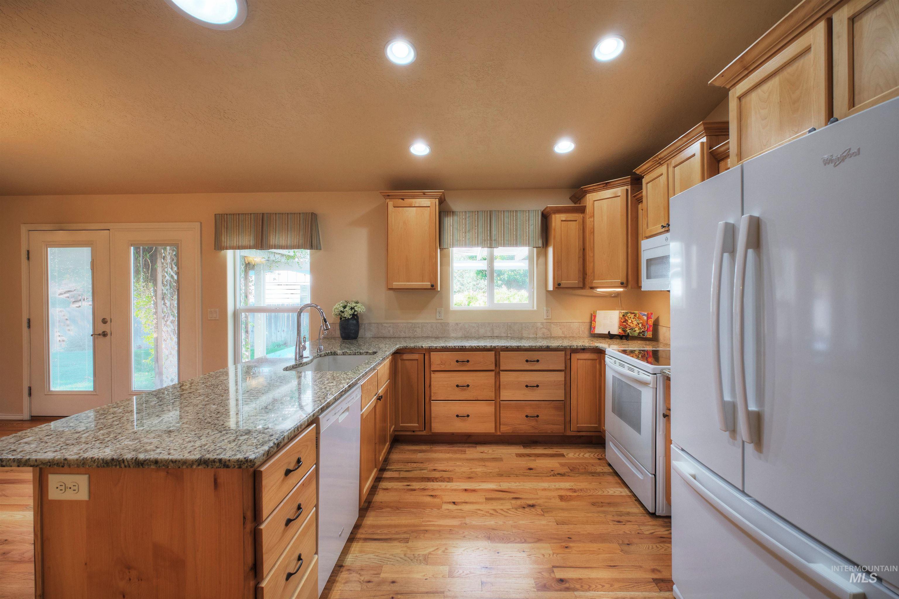 3573 N Rugby Dr., Boise, Idaho 83704, 4 Bedrooms, 3 Bathrooms, Residential For Sale, Price $579,900, 98965161