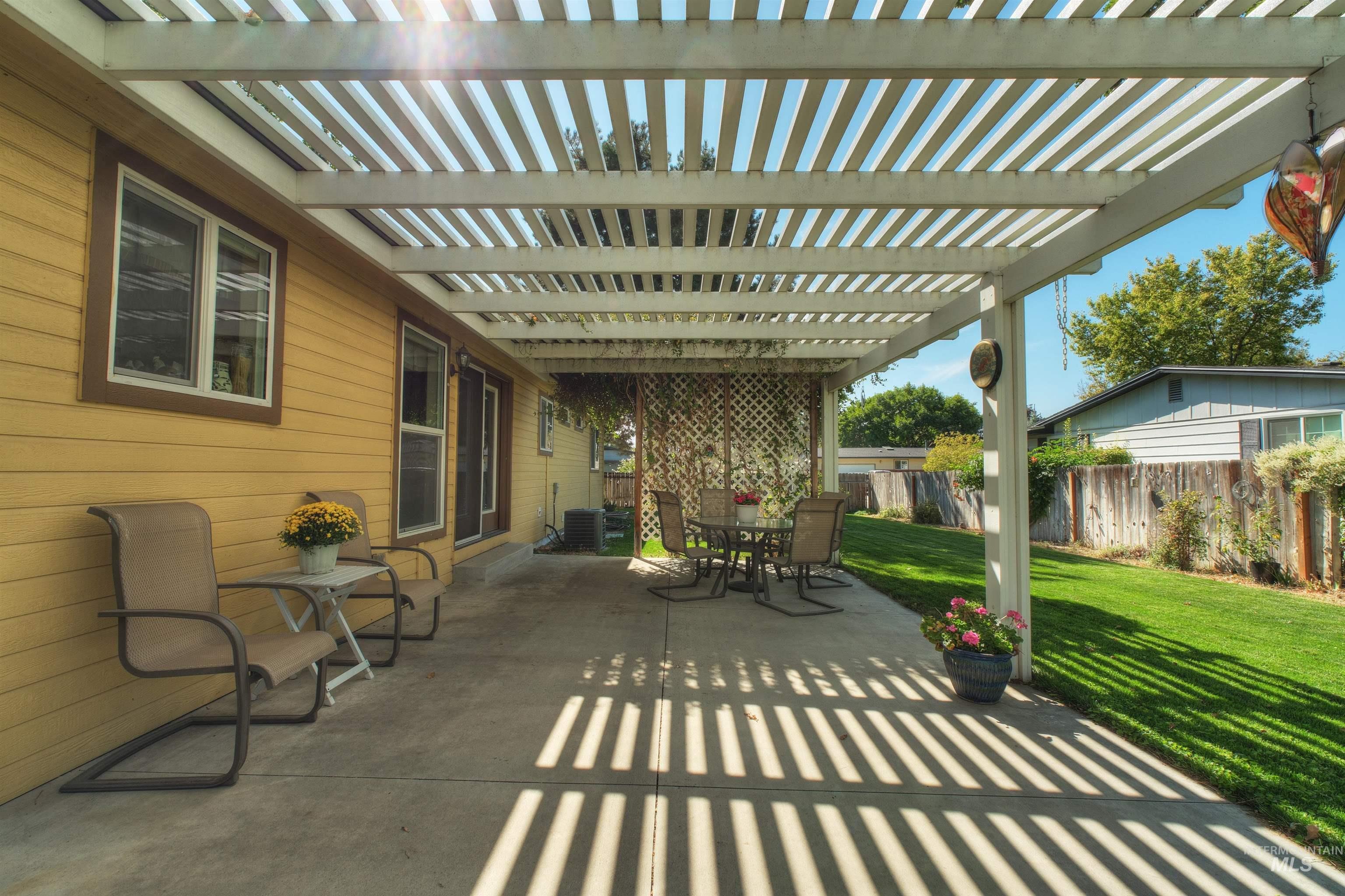 3573 N Rugby Dr., Boise, Idaho 83704, 4 Bedrooms, 3 Bathrooms, Residential For Sale, Price $579,900, 98965161
