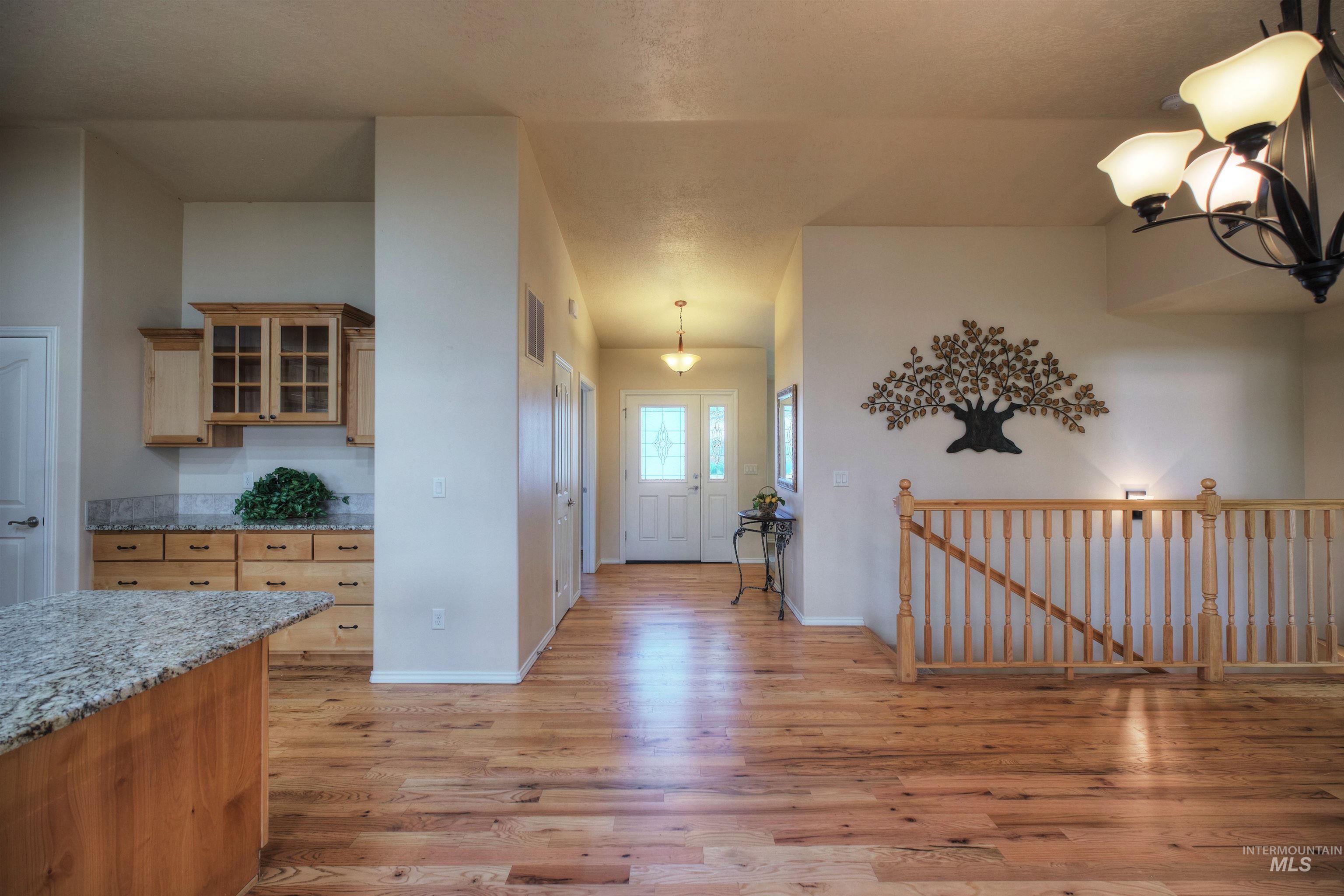 3573 N Rugby Dr., Boise, Idaho 83704, 4 Bedrooms, 3 Bathrooms, Residential For Sale, Price $579,900, 98965161