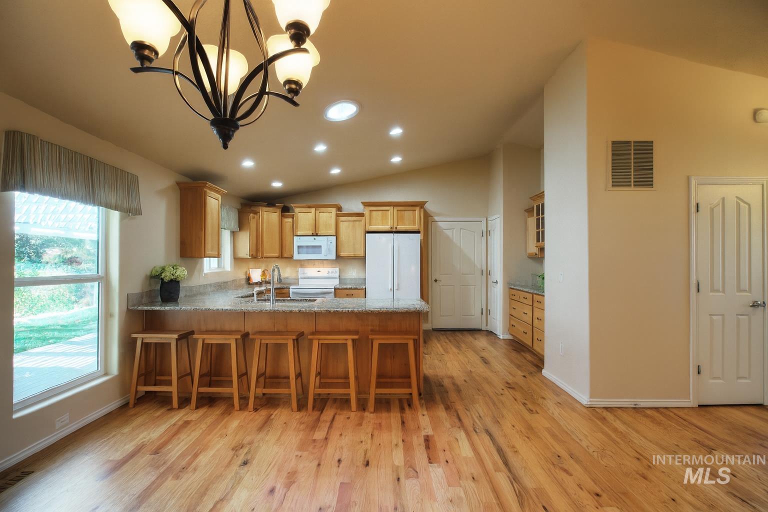 3573 N Rugby Dr., Boise, Idaho 83704, 4 Bedrooms, 3 Bathrooms, Residential For Sale, Price $579,900, 98965161