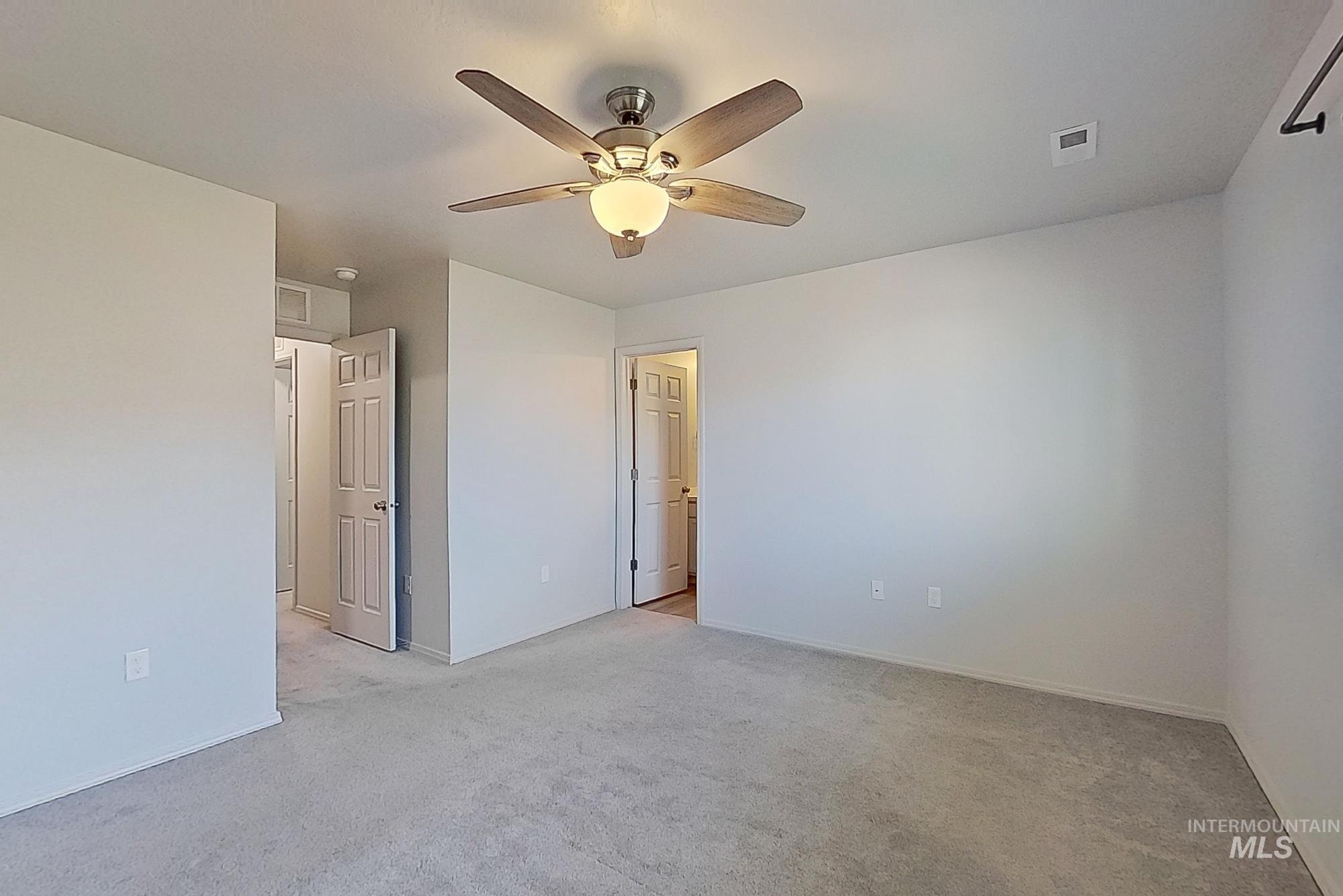 19535 Nanticoke Avenue, Caldwell, Idaho 83605-8183, 3 Bedrooms, 2 Bathrooms, Rental For Rent, Price $2,100, 98965162