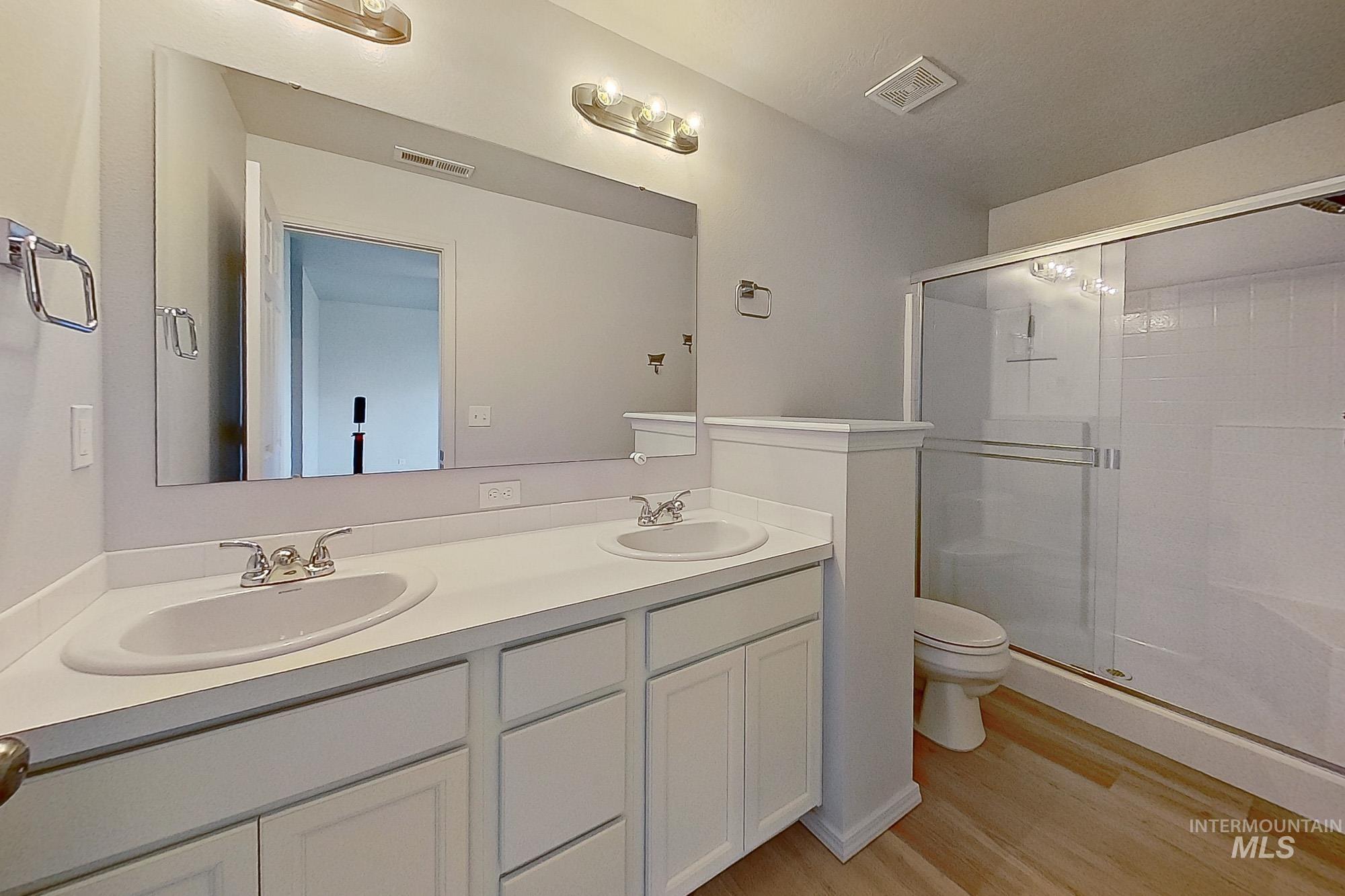 19535 Nanticoke Avenue, Caldwell, Idaho 83605-8183, 3 Bedrooms, 2 Bathrooms, Rental For Rent, Price $2,100, 98965162