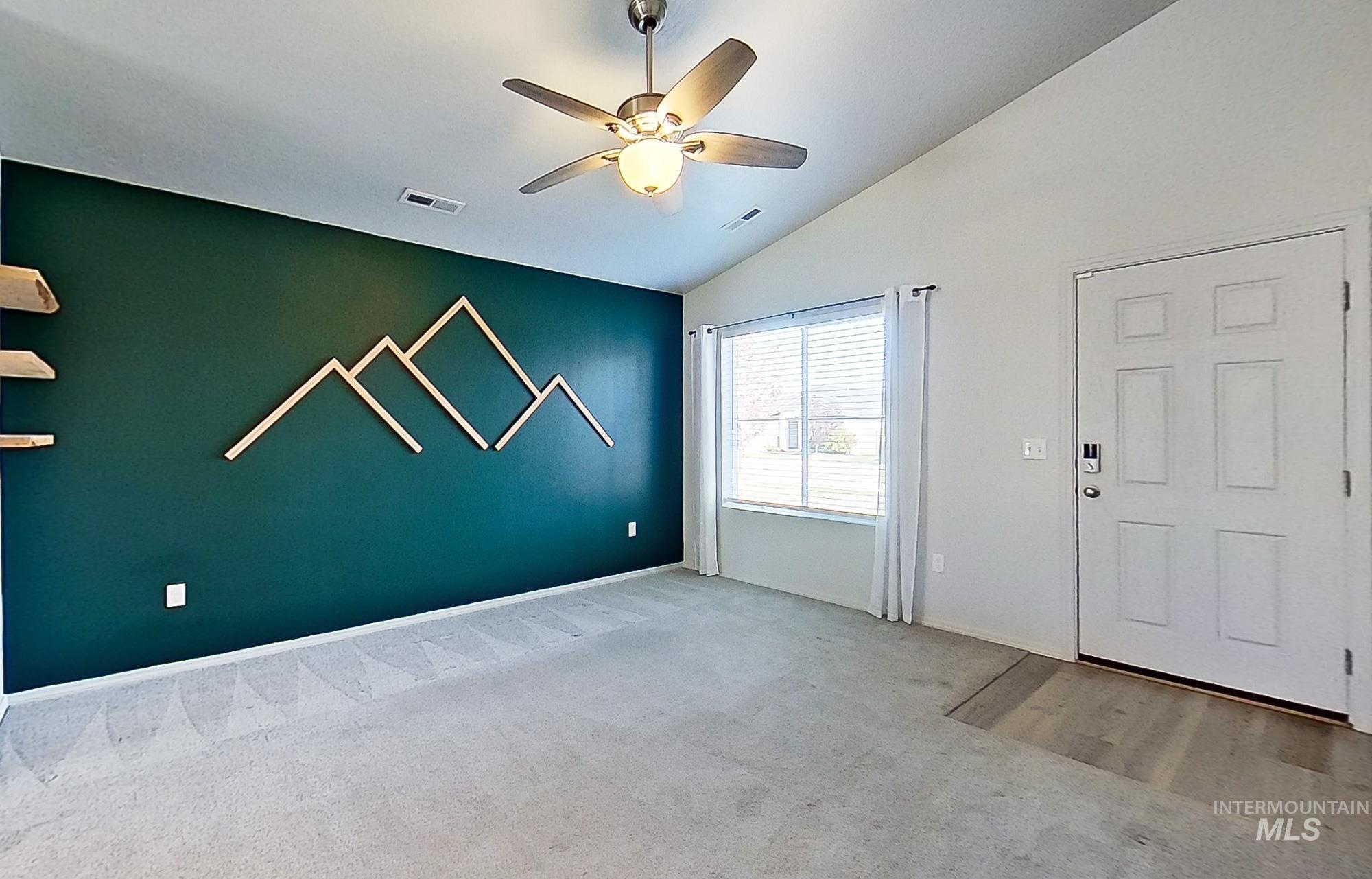 19535 Nanticoke Avenue, Caldwell, Idaho 83605-8183, 3 Bedrooms, 2 Bathrooms, Rental For Rent, Price $2,100, 98965162