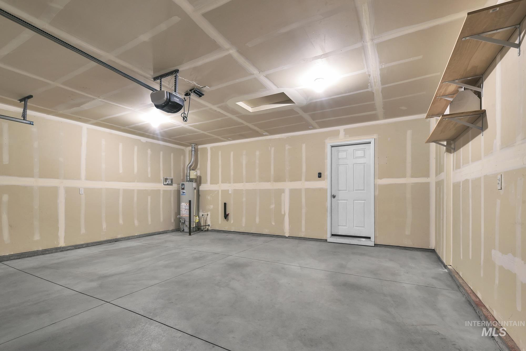19535 Nanticoke Avenue, Caldwell, Idaho 83605-8183, 3 Bedrooms, 2 Bathrooms, Rental For Rent, Price $2,100, 98965162