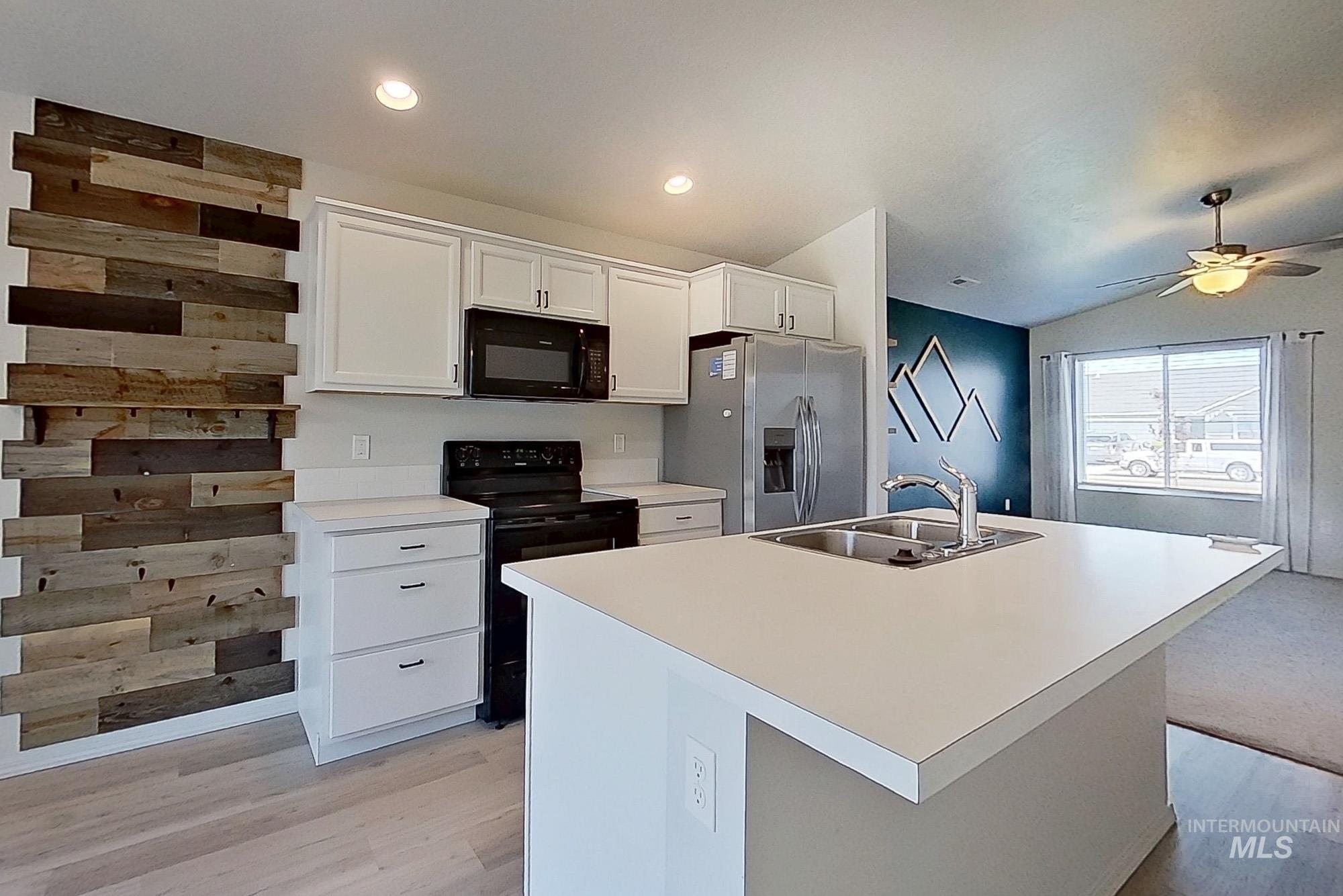 19535 Nanticoke Avenue, Caldwell, Idaho 83605-8183, 3 Bedrooms, 2 Bathrooms, Rental For Rent, Price $2,100, 98965162