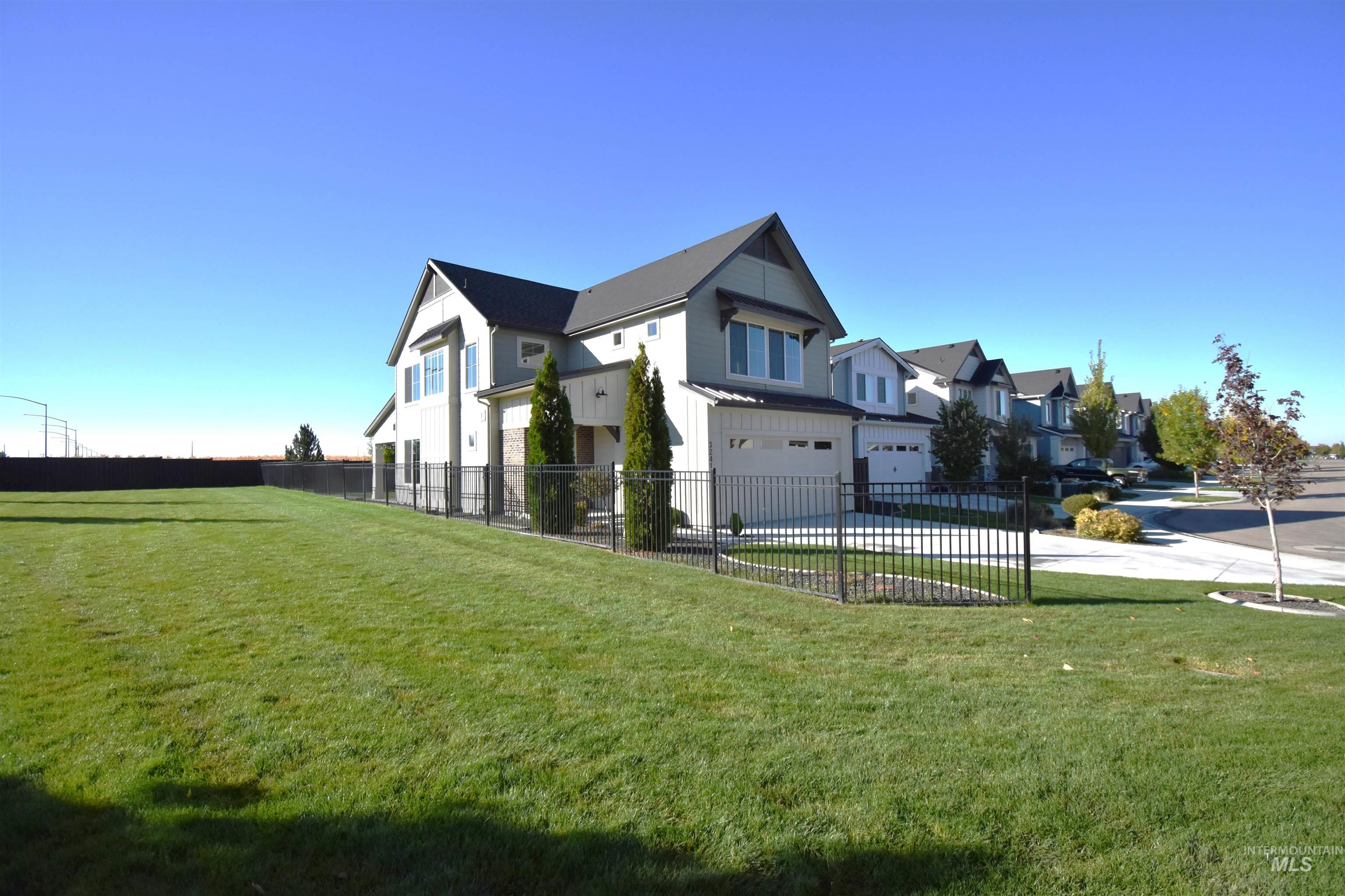 3241 W Ladle Rapids, Meridian, Idaho 83642, 4 Bedrooms, 2.5 Bathrooms, Rental For Rent, Price $2,800, 98965173