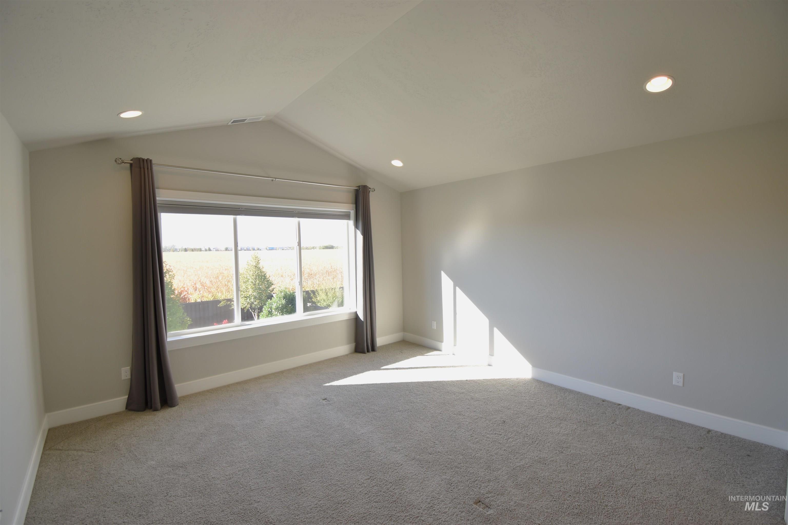 3241 W Ladle Rapids, Meridian, Idaho 83642, 4 Bedrooms, 2.5 Bathrooms, Rental For Rent, Price $2,800, 98965173