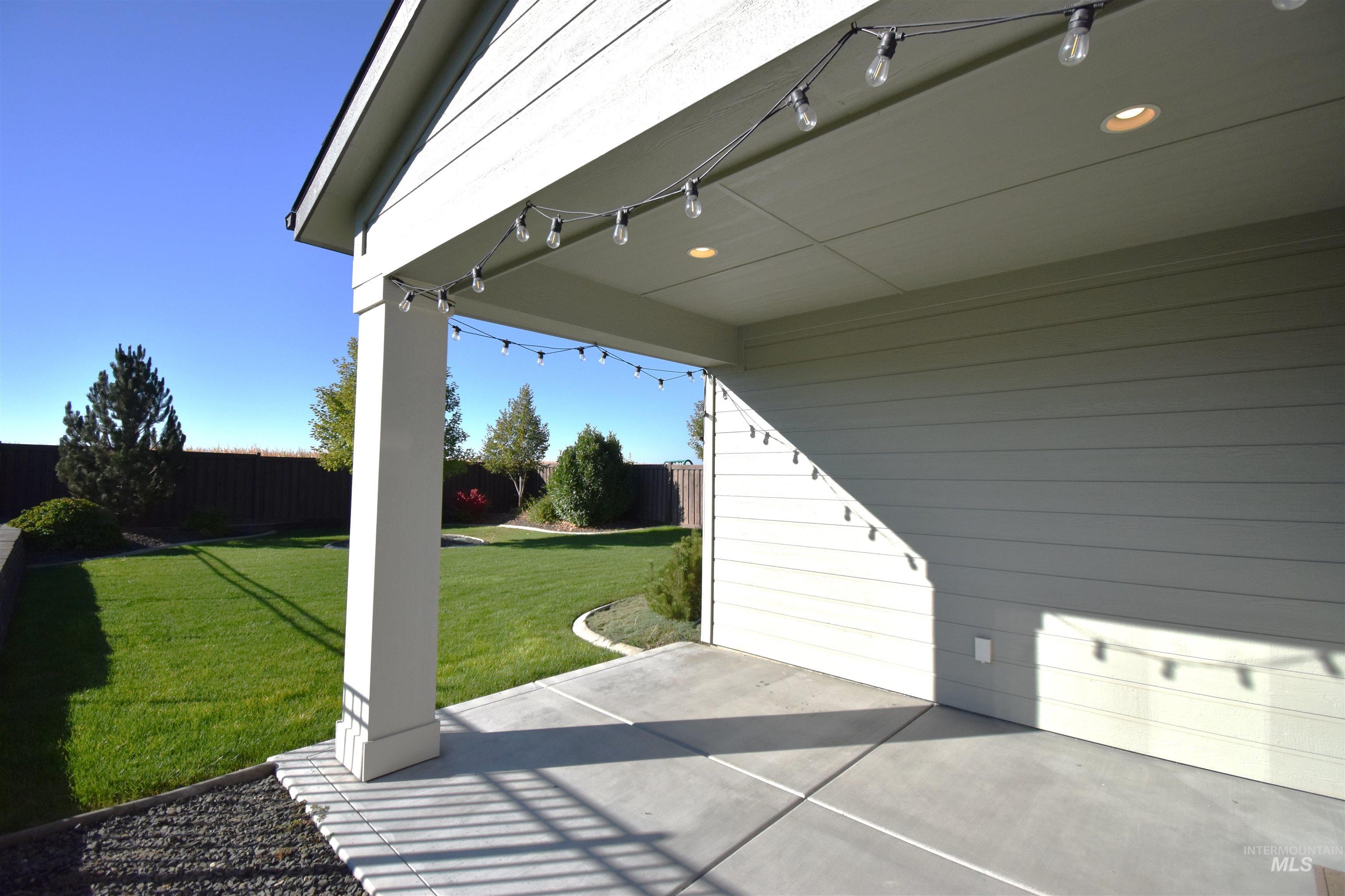 3241 W Ladle Rapids, Meridian, Idaho 83642, 4 Bedrooms, 2.5 Bathrooms, Rental For Rent, Price $2,800, 98965173