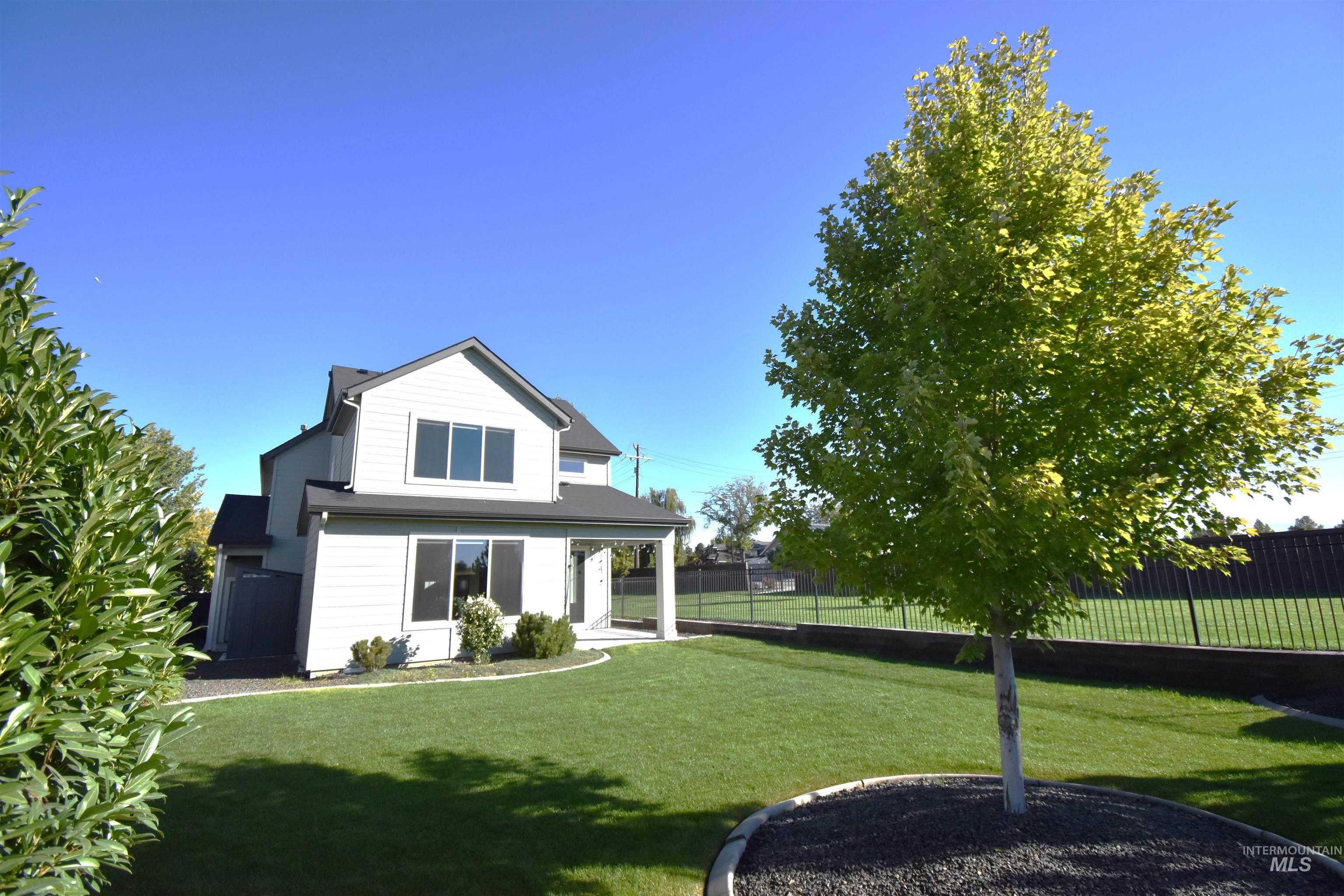 3241 W Ladle Rapids, Meridian, Idaho 83642, 4 Bedrooms, 2.5 Bathrooms, Rental For Rent, Price $2,800, 98965173