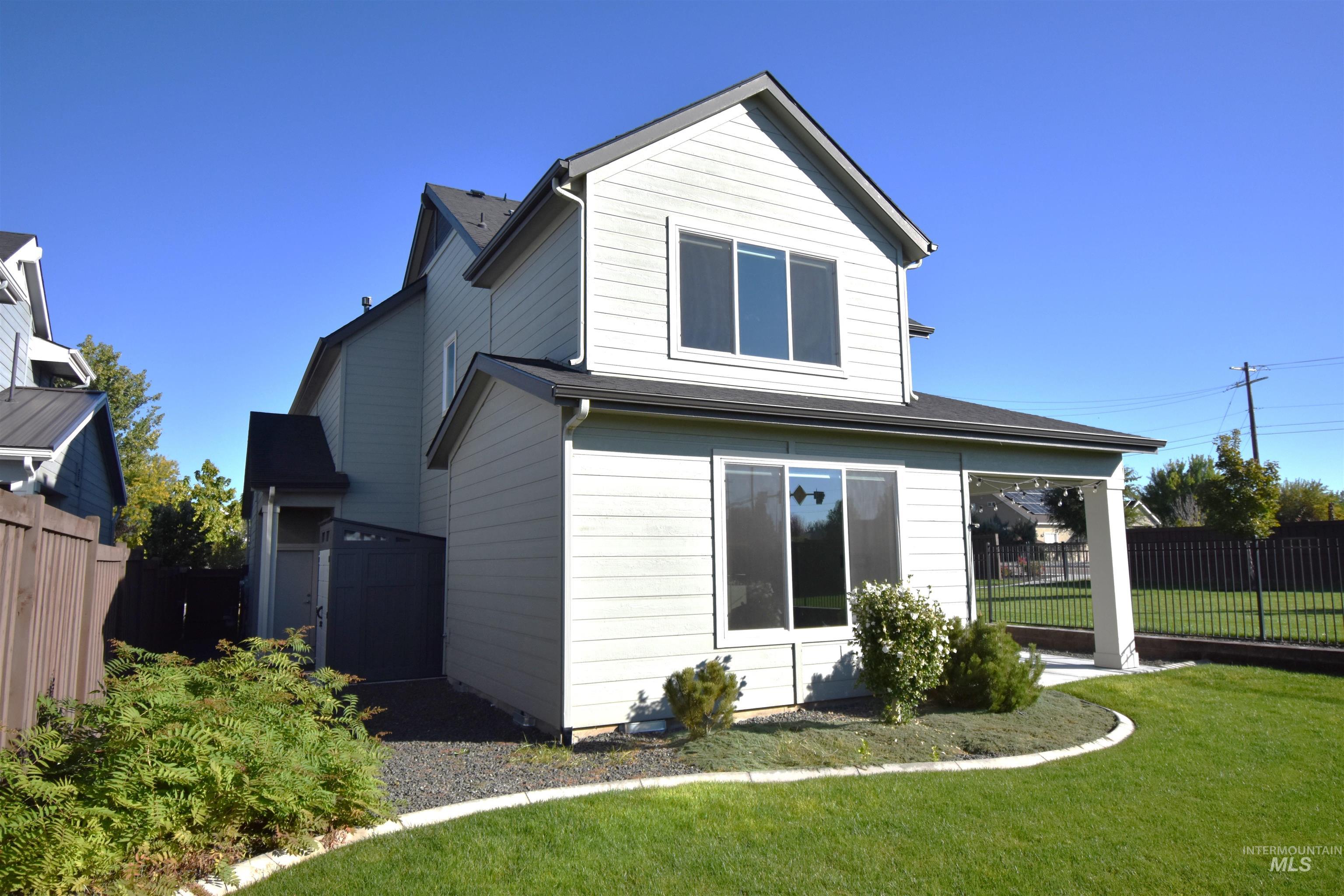 3241 W Ladle Rapids, Meridian, Idaho 83642, 4 Bedrooms, 2.5 Bathrooms, Rental For Rent, Price $2,800, 98965173
