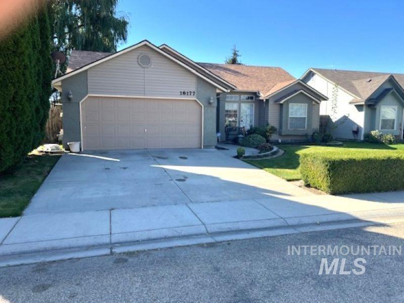 18177 Royal Way, Nampa, Idaho 83687, 3 Bedrooms, 2 Bathrooms, Residential For Sale, Price $354,900, 98965204