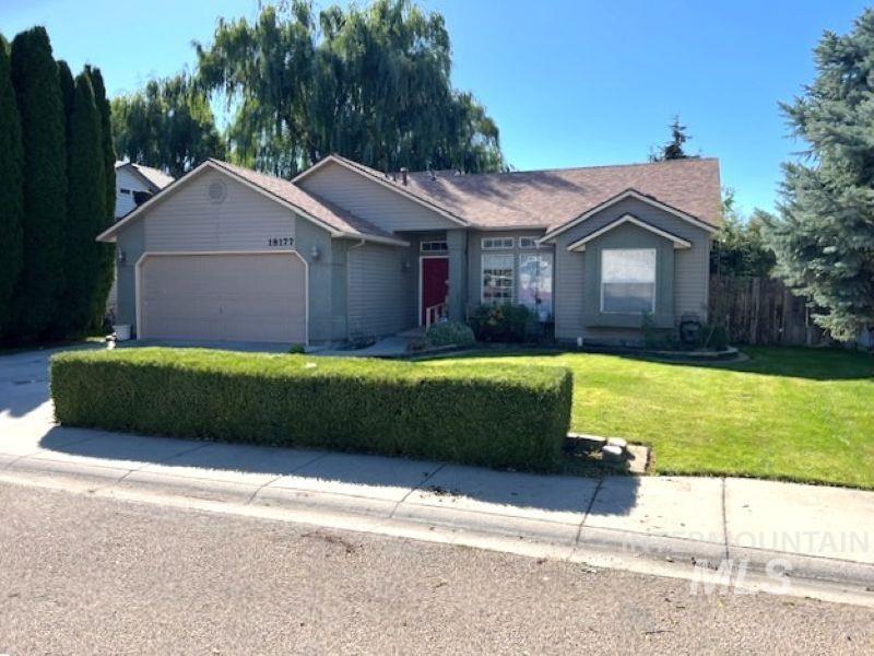 18177 Royal Way, Nampa, Idaho 83687, 3 Bedrooms, 2 Bathrooms, Residential For Sale, Price $354,900, 98965204