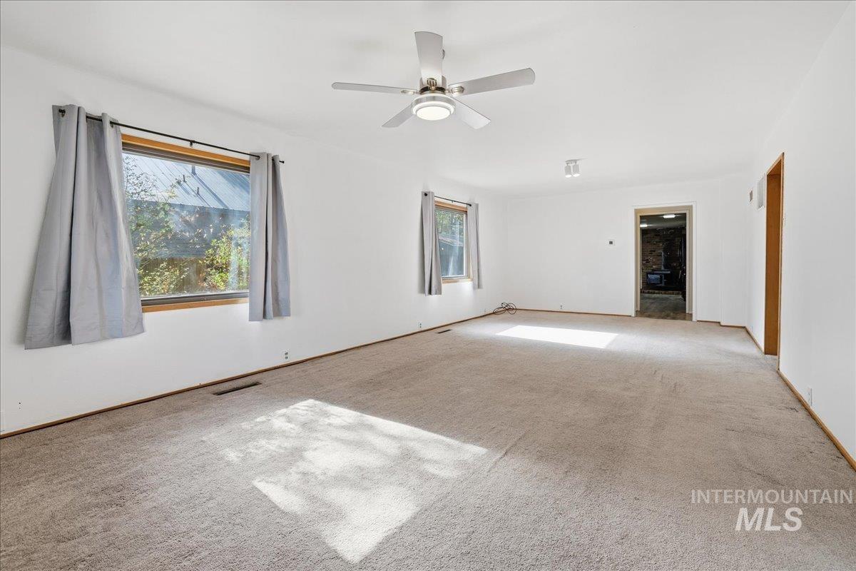 625 N 6th St, Payette, Idaho 83661, 2 Bedrooms, 1.5 Bathrooms, Residential For Sale, Price $289,000, 98965208