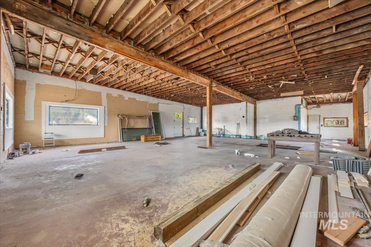 Miscellaneous room featuring healthy amount of natural light