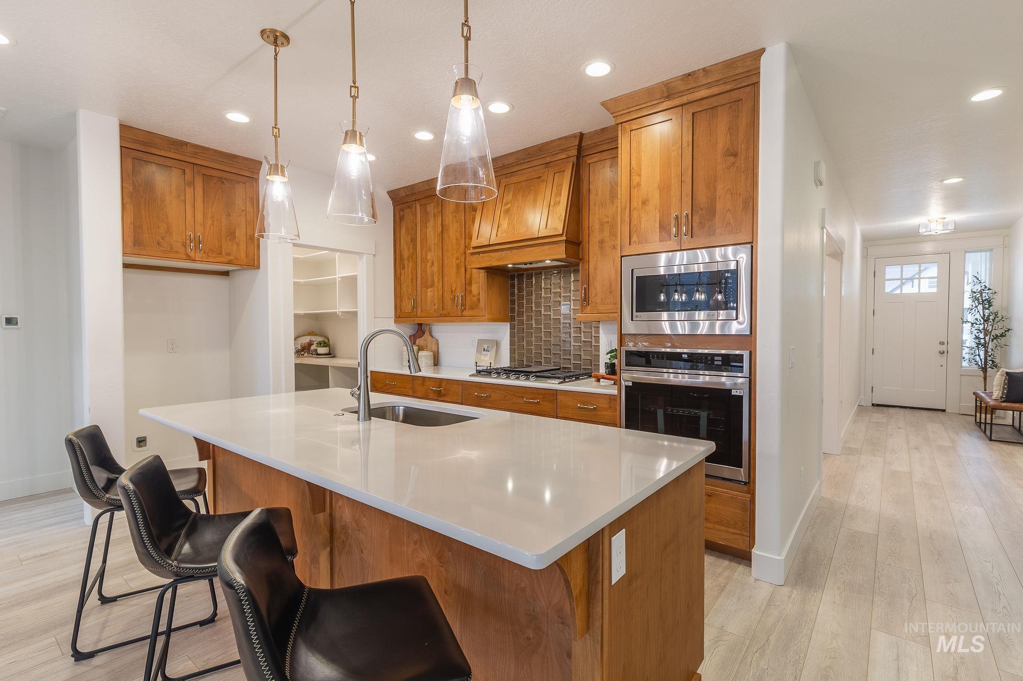 7838 W Flathead Lake St, Eagle, Idaho 83616, 3 Bedrooms, 3 Bathrooms, Residential For Sale, Price $899,500, 98965218