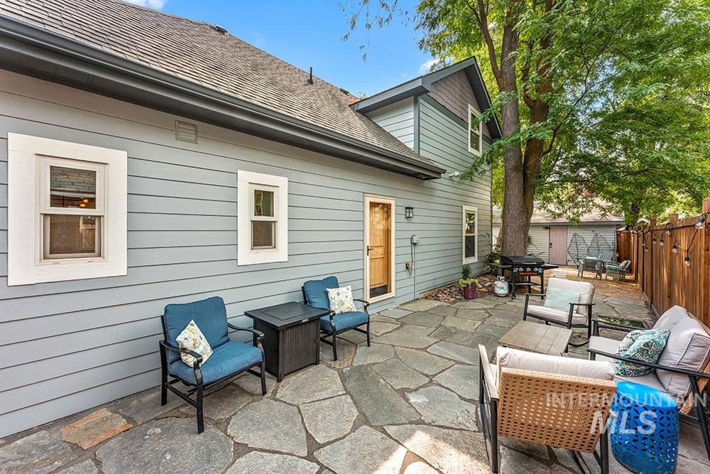 811 W Eastman St, Boise, Idaho 83702, 4 Bedrooms, 2.5 Bathrooms, Residential For Sale, Price $948,000, 98965222