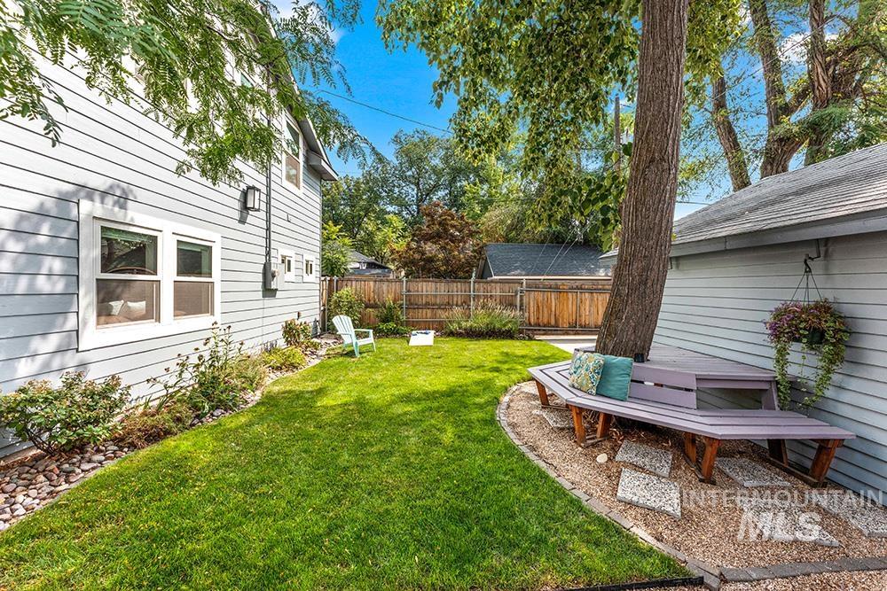 811 W Eastman St, Boise, Idaho 83702, 4 Bedrooms, 2.5 Bathrooms, Residential For Sale, Price $948,000, 98965222