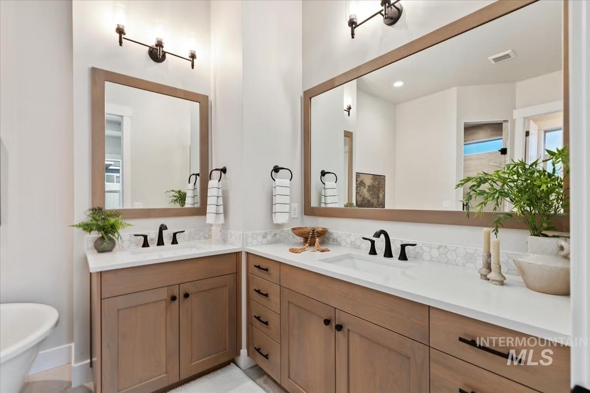 779 W Buroak Dr, Meridian, Idaho 83642, 4 Bedrooms, 3 Bathrooms, Residential For Sale, Price $819,880, 98965224