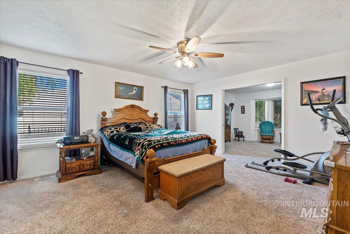 412 David Frost, Nampa, Idaho 83651, 2 Bedrooms, 2 Bathrooms, Residential For Sale, Price $295,000, 98965238