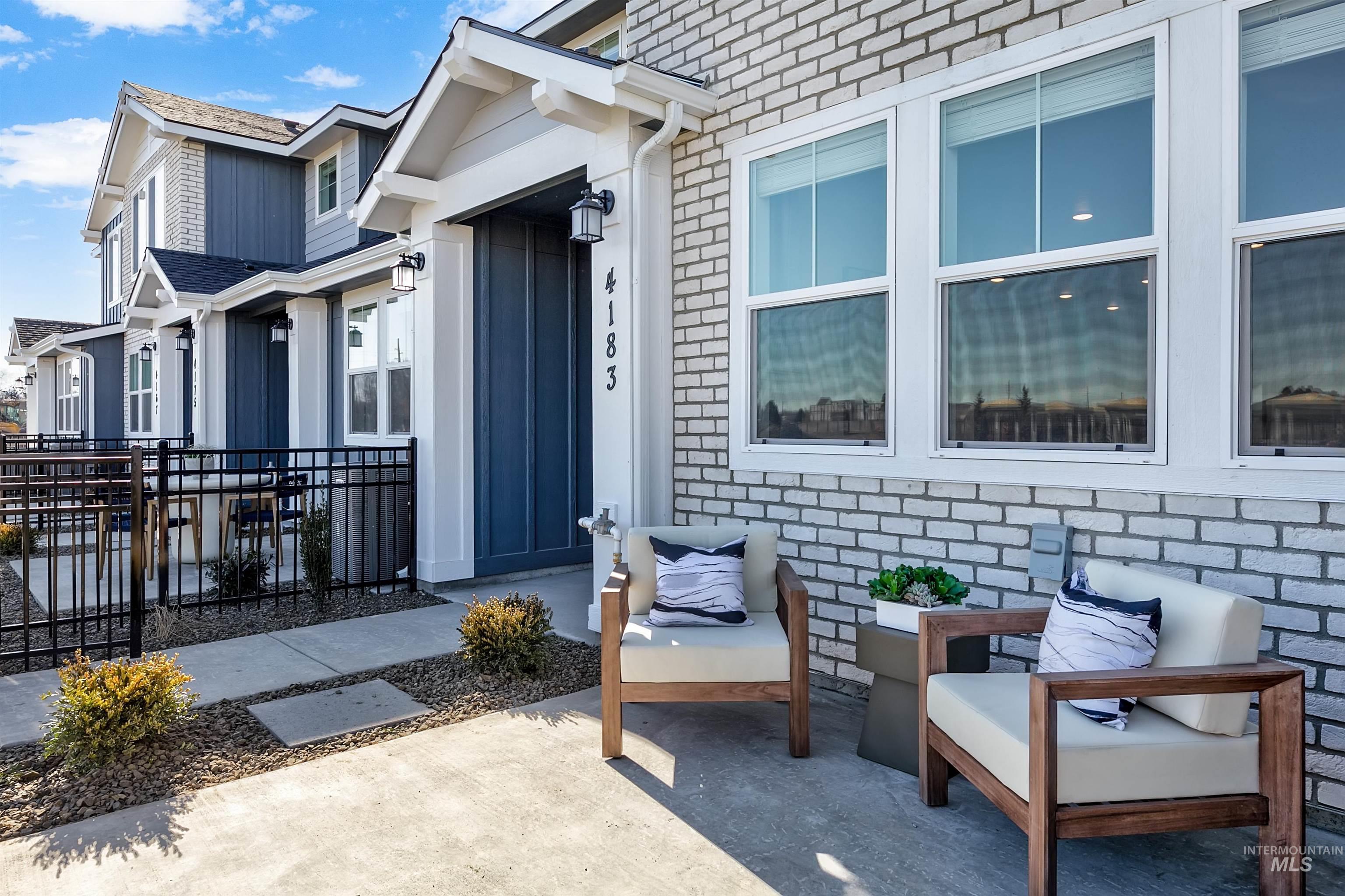 4111 W Steel Grey Ln, Eagle, Idaho 83616, 3 Bedrooms, 2.5 Bathrooms, Residential For Sale, Price $390,900, 98965277