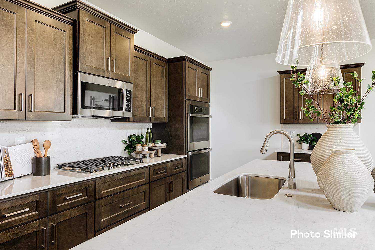 5688 E Bridal Veil Falls Dr, Nampa, Idaho 83686, 4 Bedrooms, 3 Bathrooms, Residential For Sale, Price $562,900, 98965281