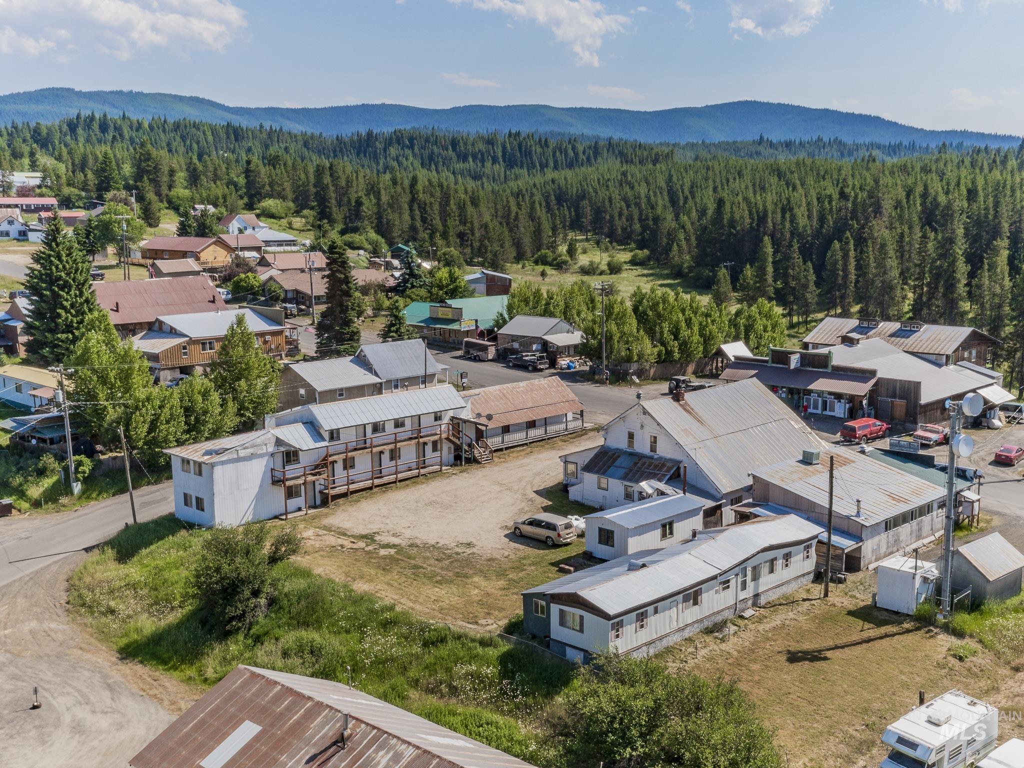 289 Main St, Elk City, Idaho 83525, 15 Rooms, Business/Commercial For Sale, Price $350,000, 98965287