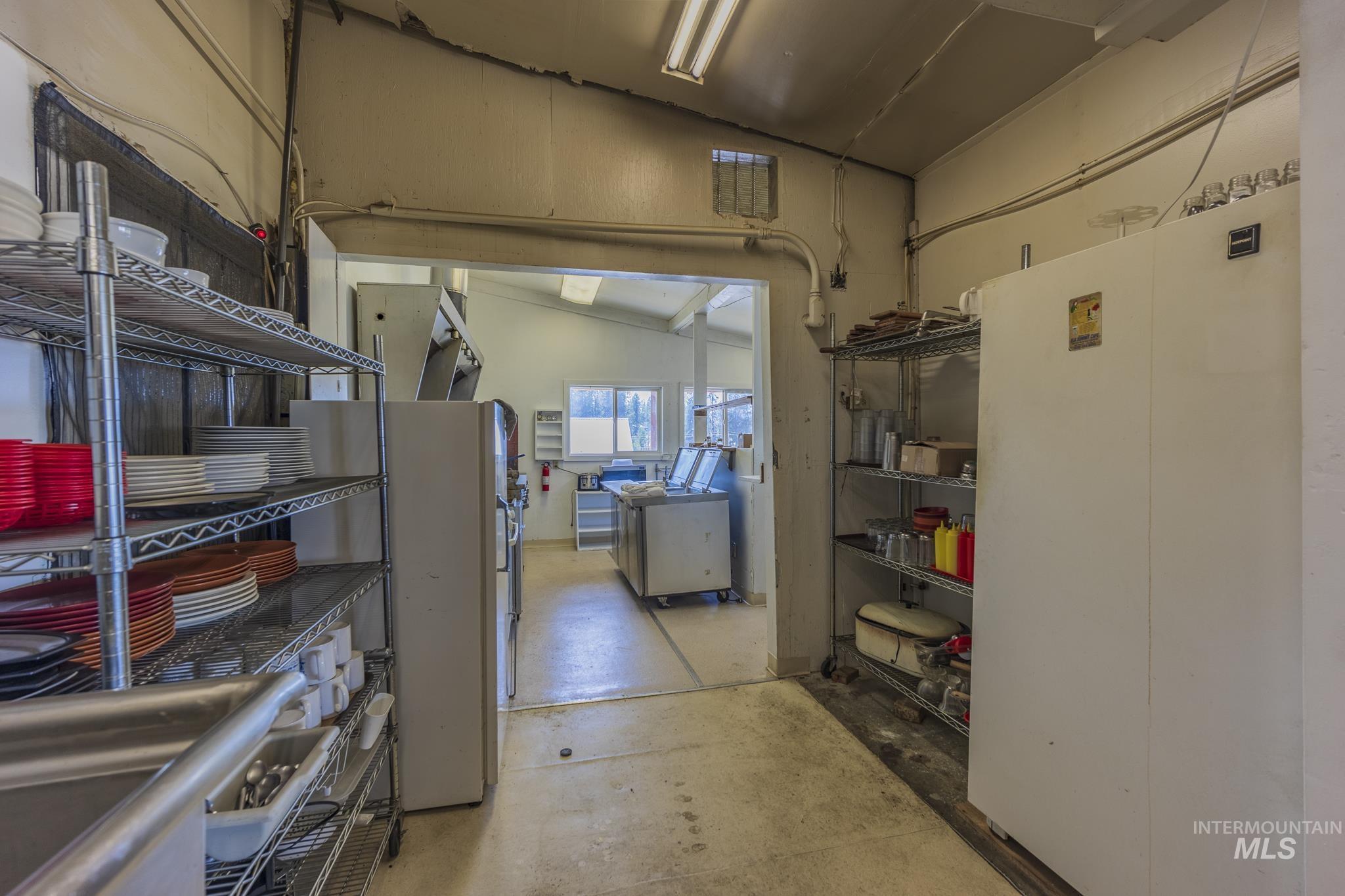 289 Main St, Elk City, Idaho 83525, 15 Rooms, Business/Commercial For Sale, Price $350,000, 98965287