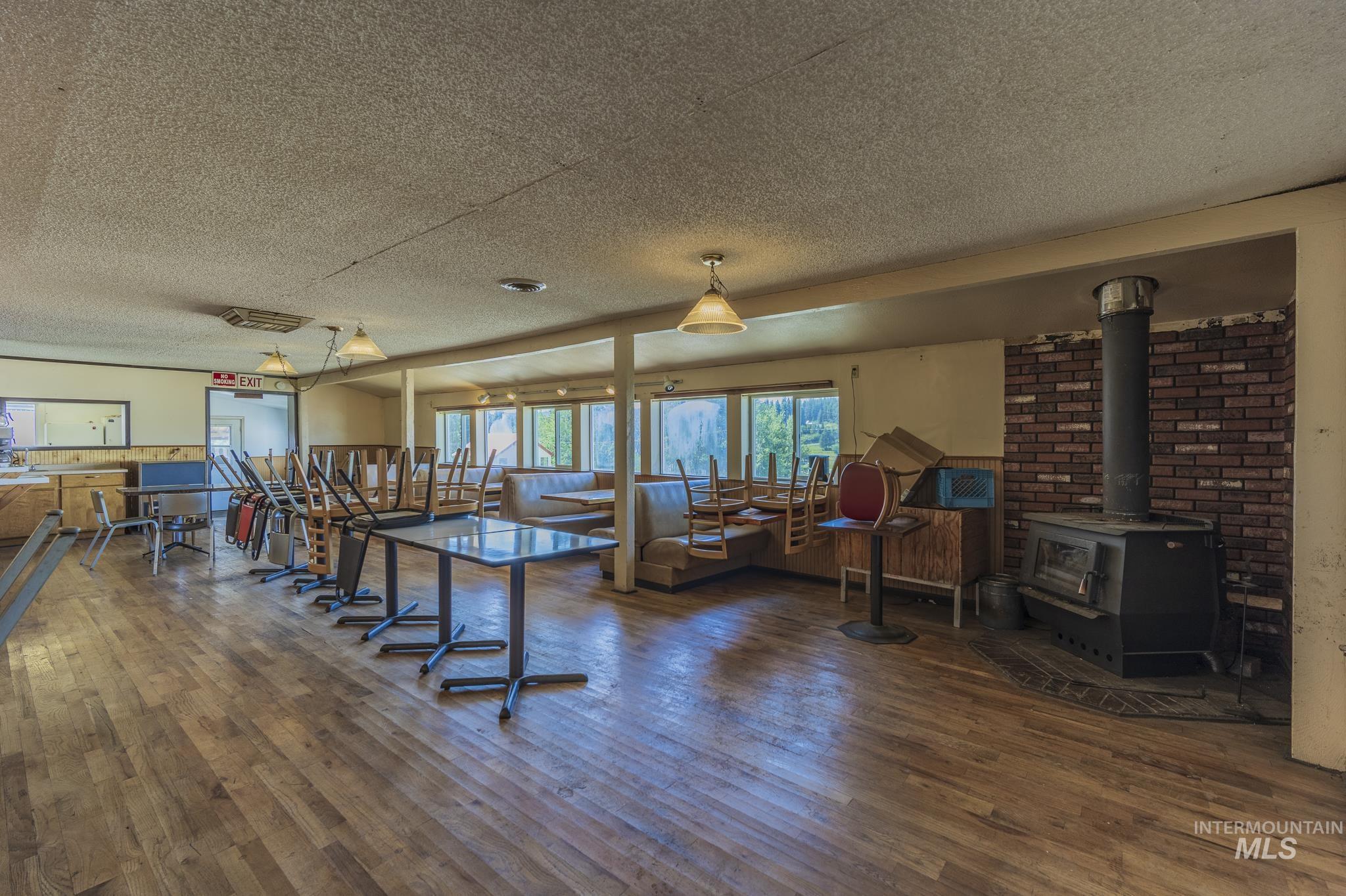 289 Main St, Elk City, Idaho 83525, 15 Rooms, Business/Commercial For Sale, Price $350,000, 98965287