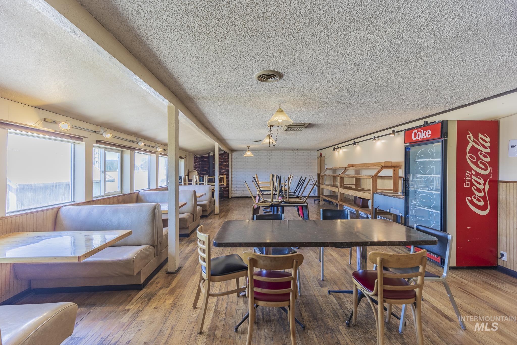 289 Main St, Elk City, Idaho 83525, 15 Rooms, Business/Commercial For Sale, Price $350,000, 98965287