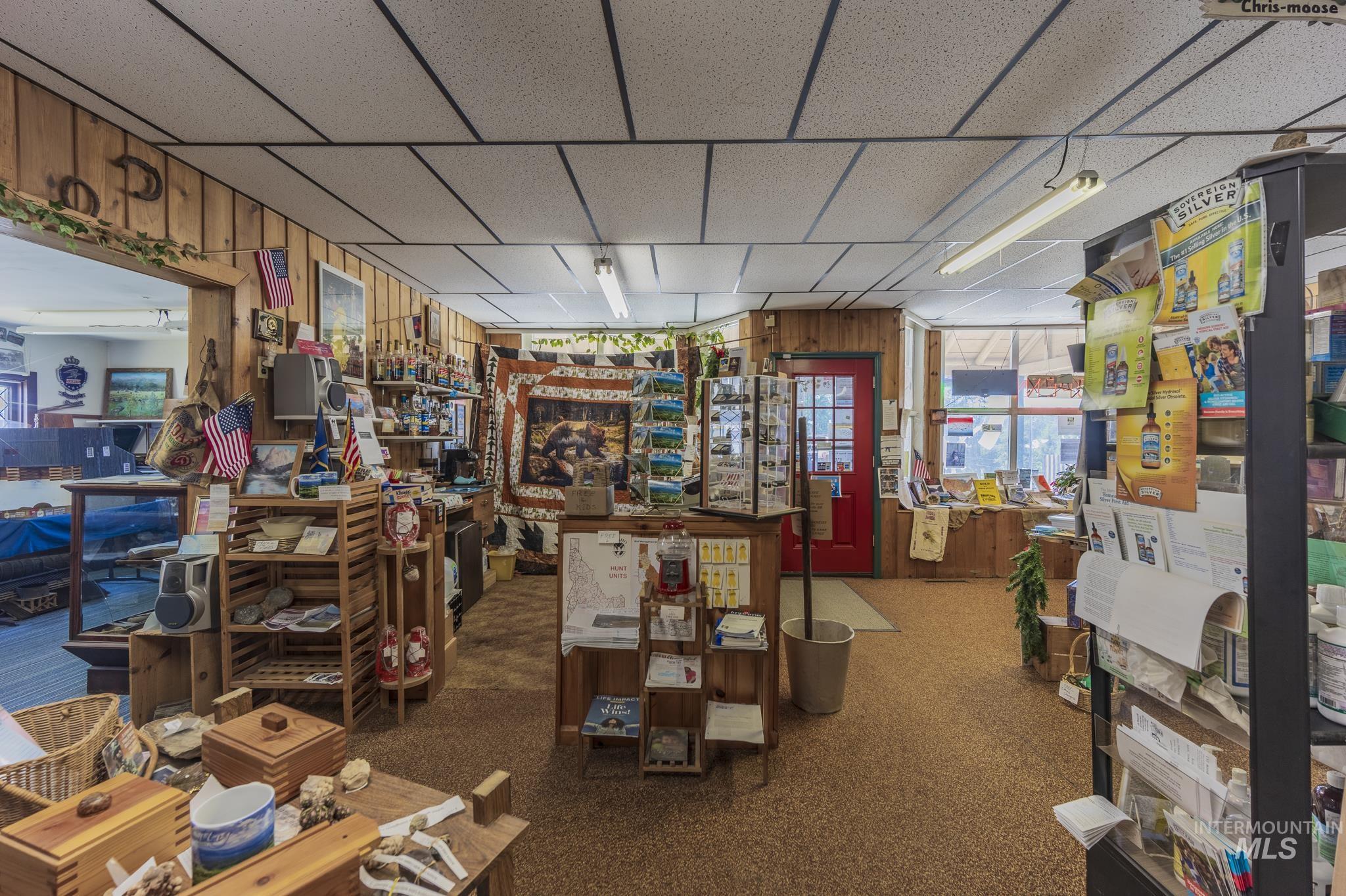 289 Main St, Elk City, Idaho 83525, 15 Rooms, Business/Commercial For Sale, Price $350,000, 98965287